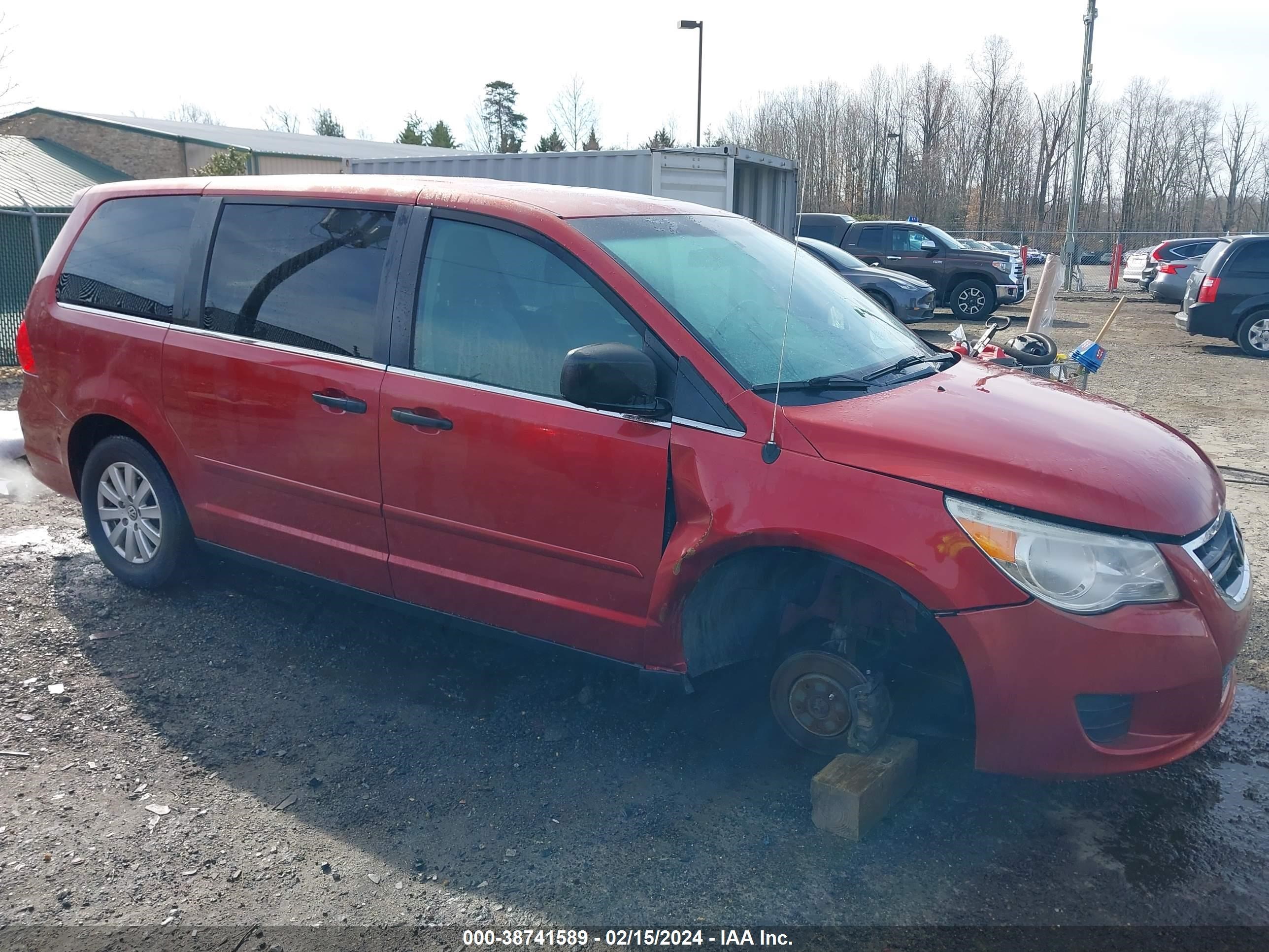 VOLKSWAGEN ROUTAN 2009 2v8hw44189r608142