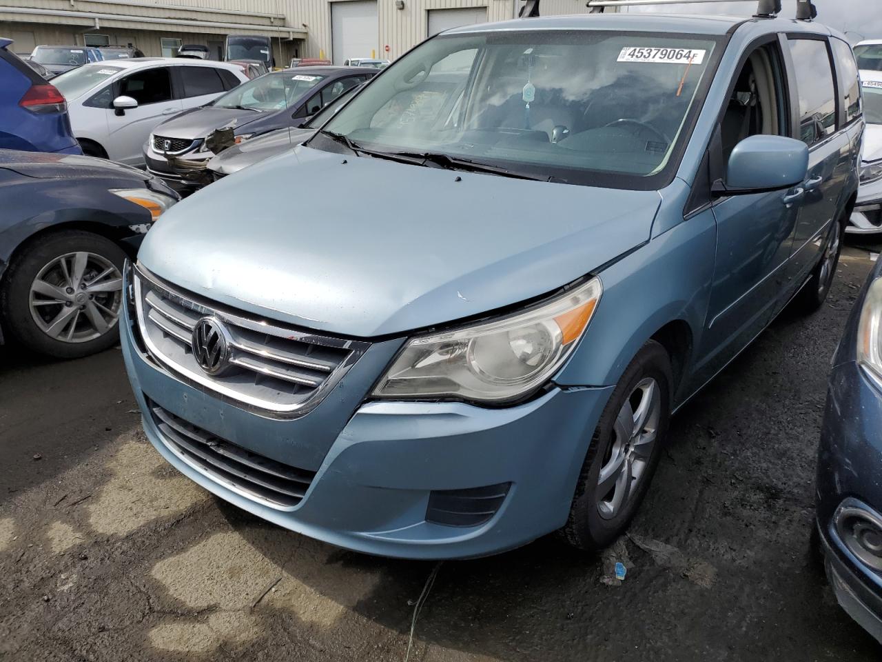 VOLKSWAGEN ROUTAN 2009 2v8hw54x19r601480