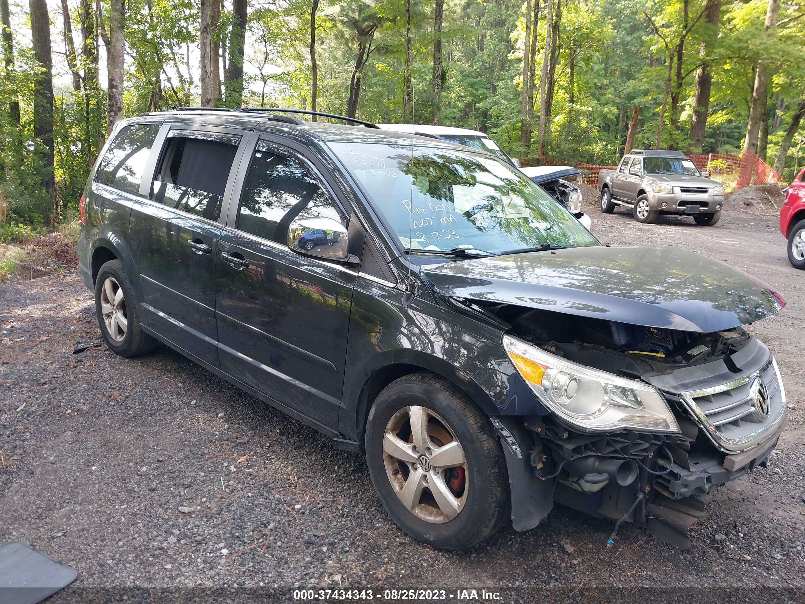 VOLKSWAGEN ROUTAN 2009 2v8hw64x29r550514