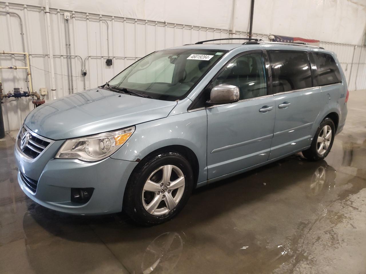 VOLKSWAGEN ROUTAN 2009 2v8hw64x69r541394