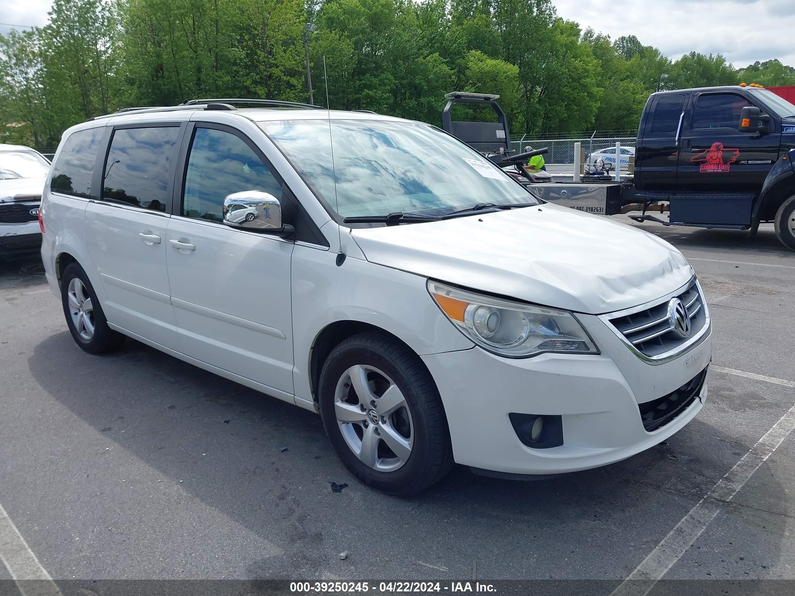 VOLKSWAGEN ROUTAN 2009 2v8hw64x79r501776