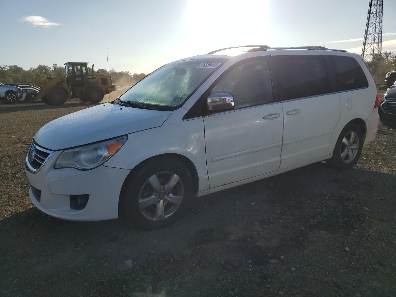 VOLKSWAGEN ROUTAN 2009 2v8hw64x89r515024