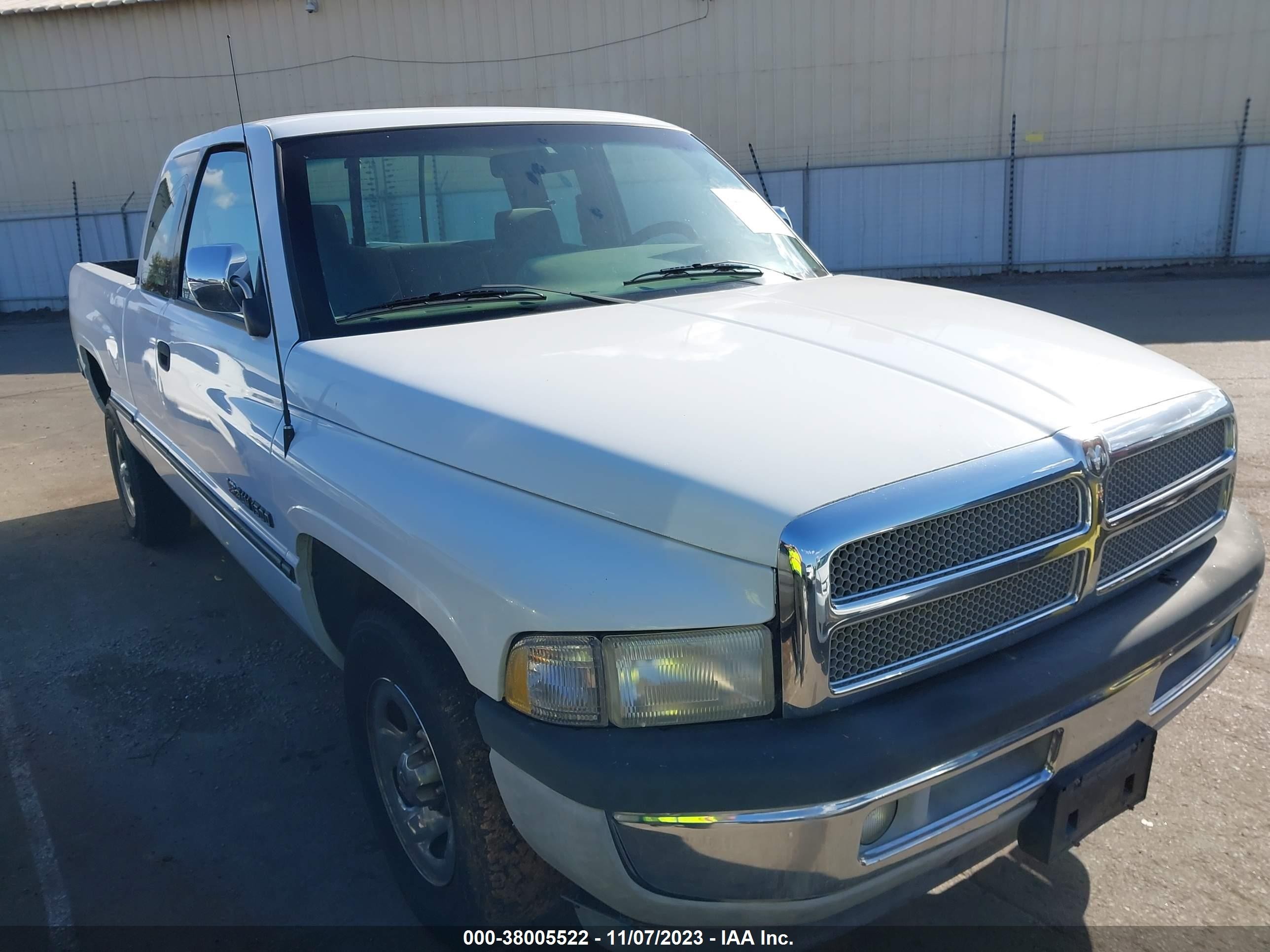 DODGE RAM 1996 3b7hc13y0tg171641