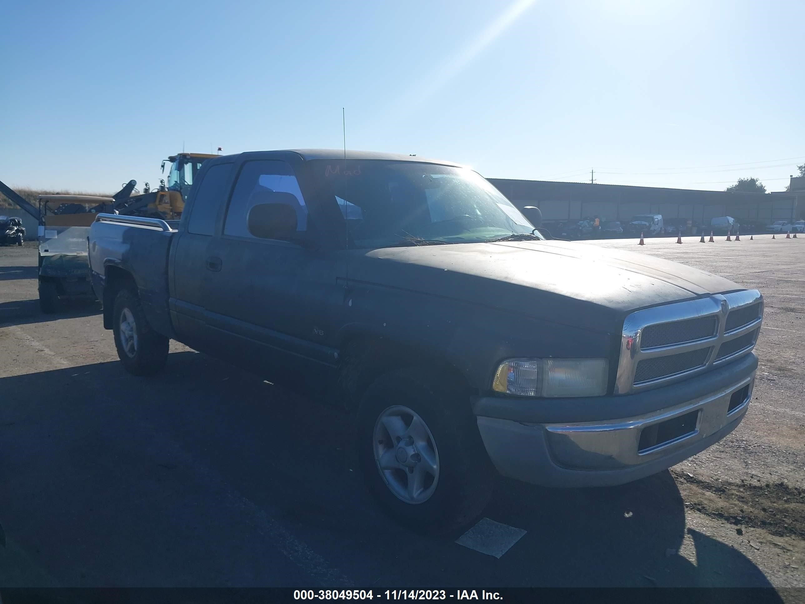 DODGE RAM 1999 3b7hc13y0xm533801