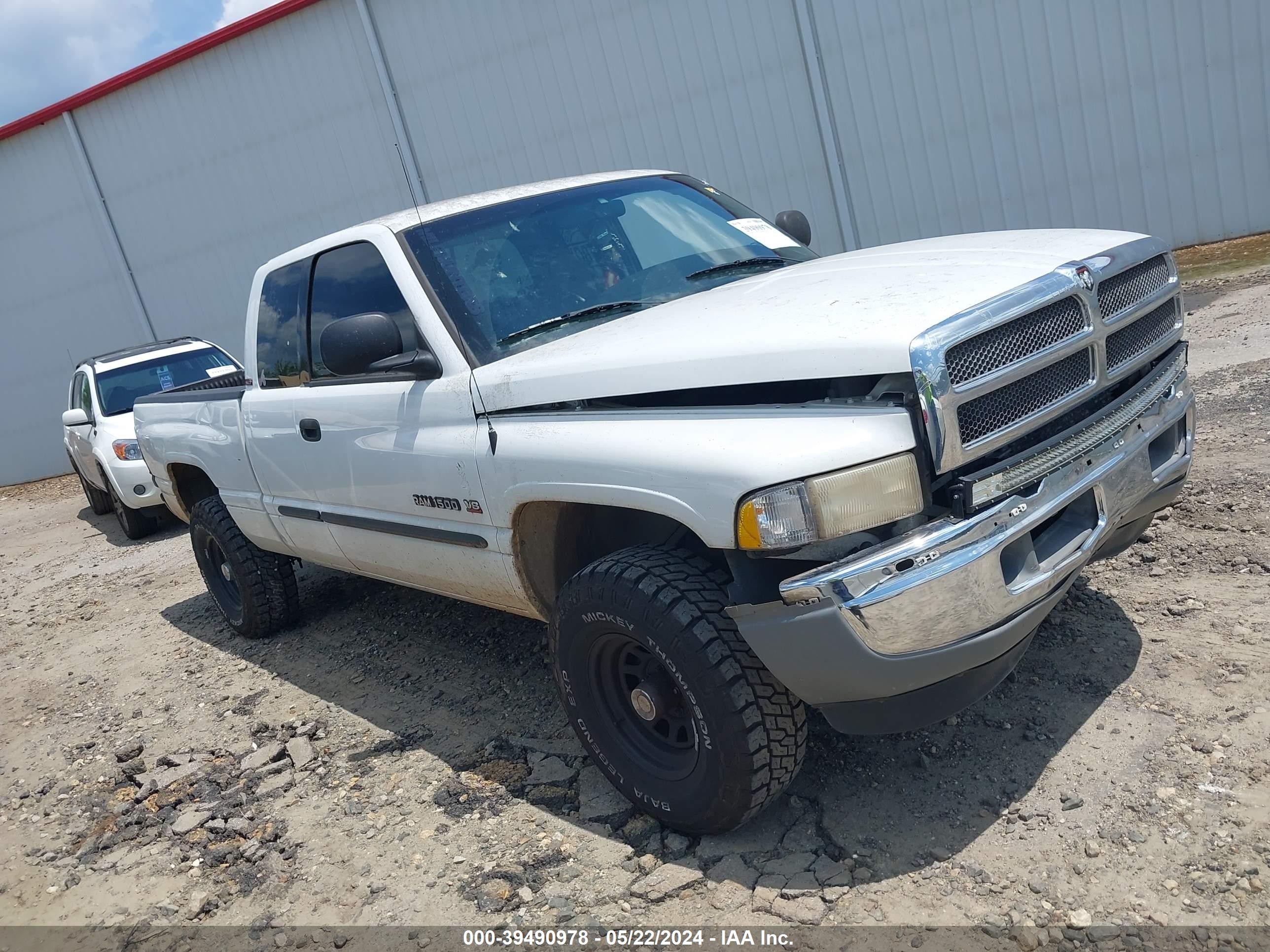 DODGE RAM 2001 3b7hc13y31g722920