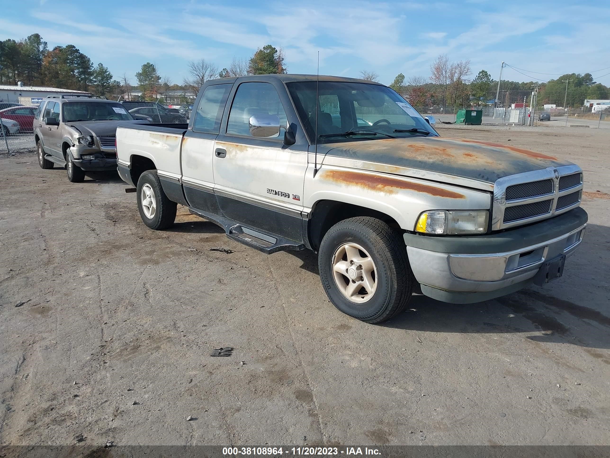 DODGE RAM 1996 3b7hc13yxtg197390