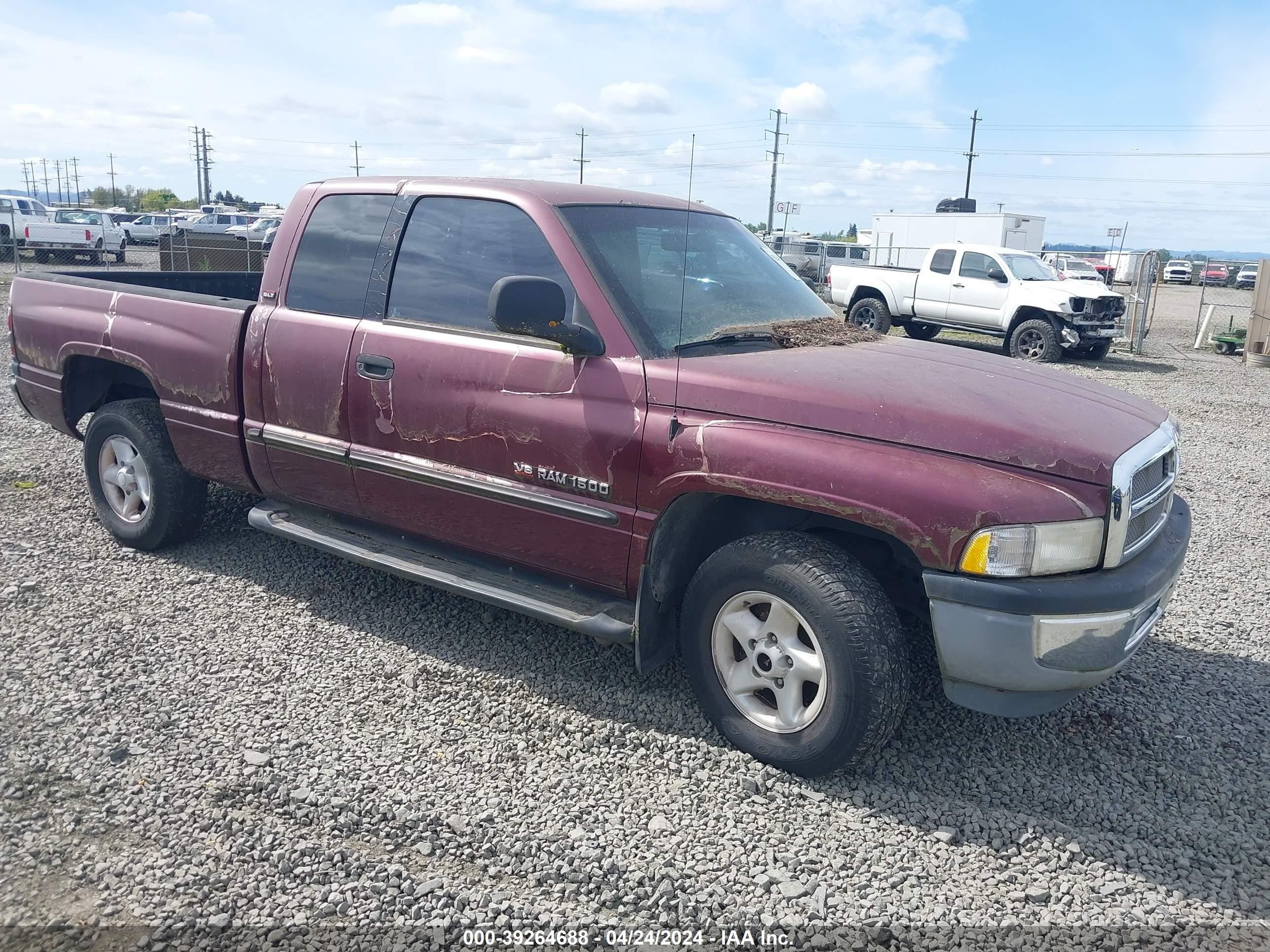 DODGE RAM 2000 3b7hc13z0yg137716