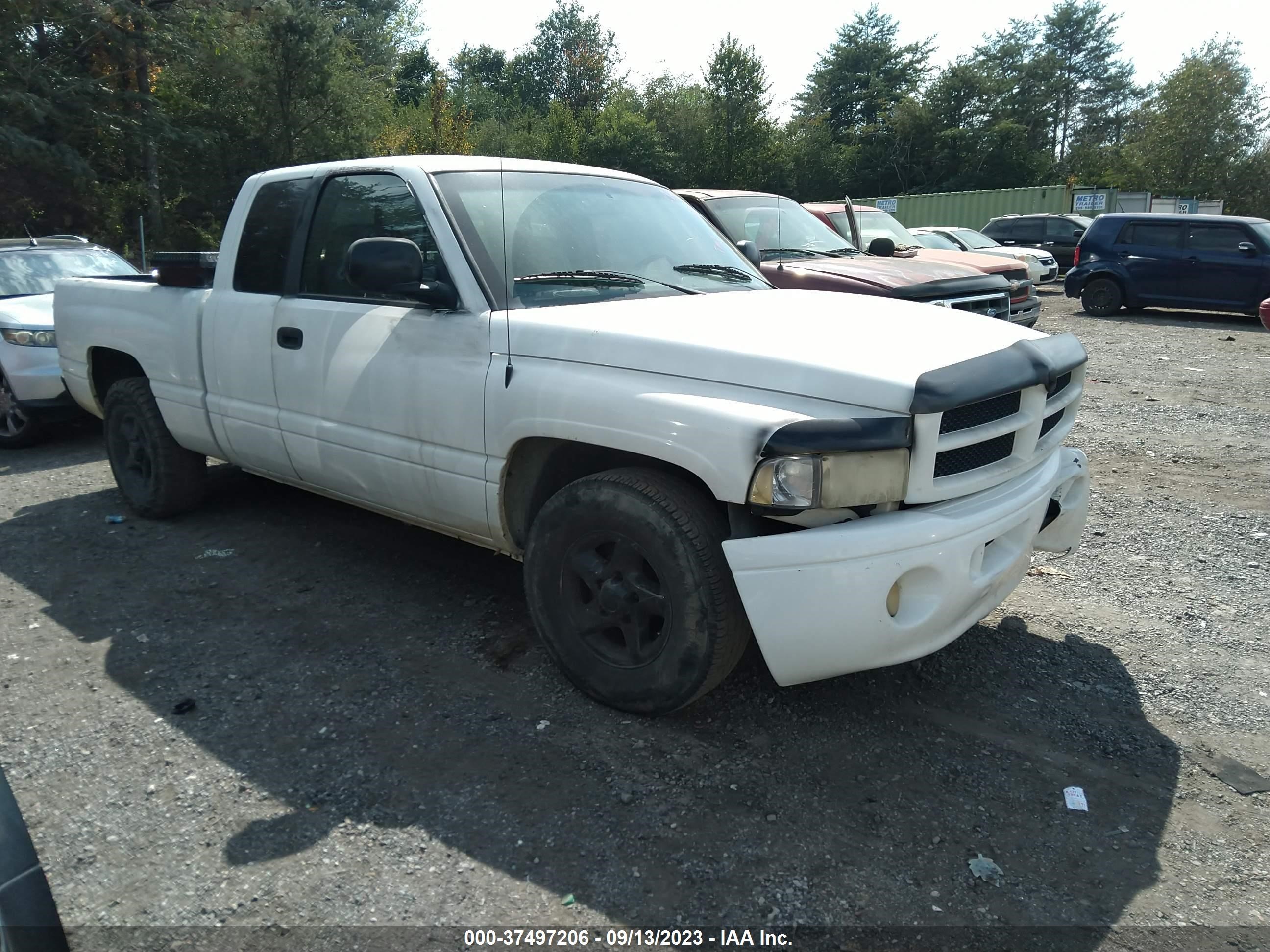 DODGE RAM 2001 3b7hc13z21g242750