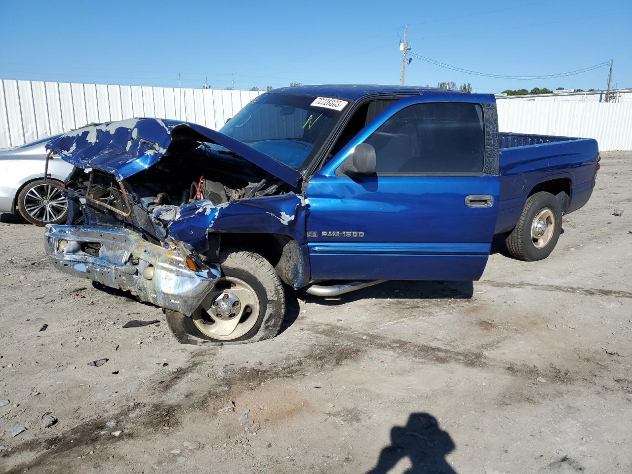 DODGE RAM 2000 3b7hc13z6yg137042