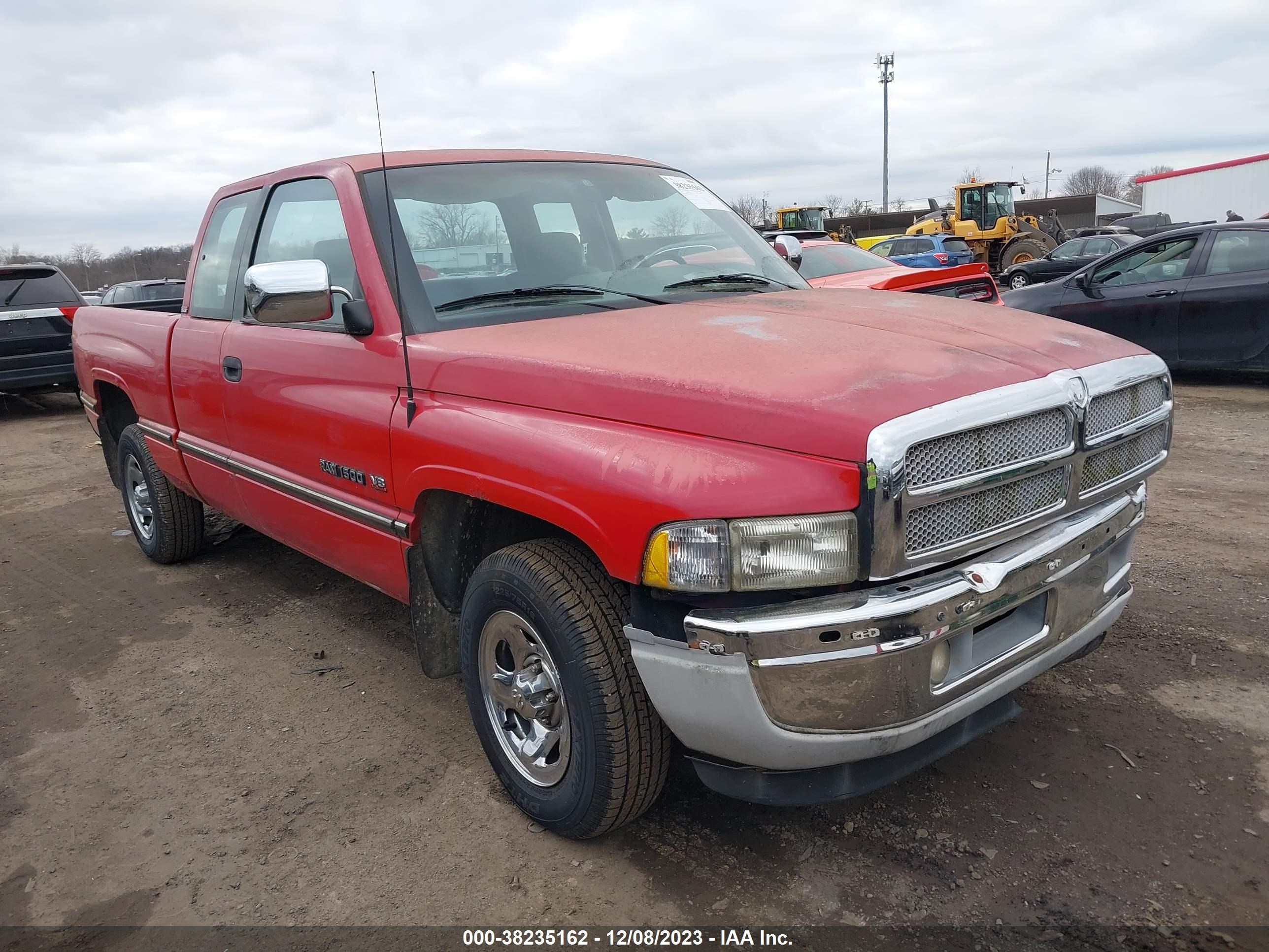 DODGE RAM 1996 3b7hc13z9tg105226