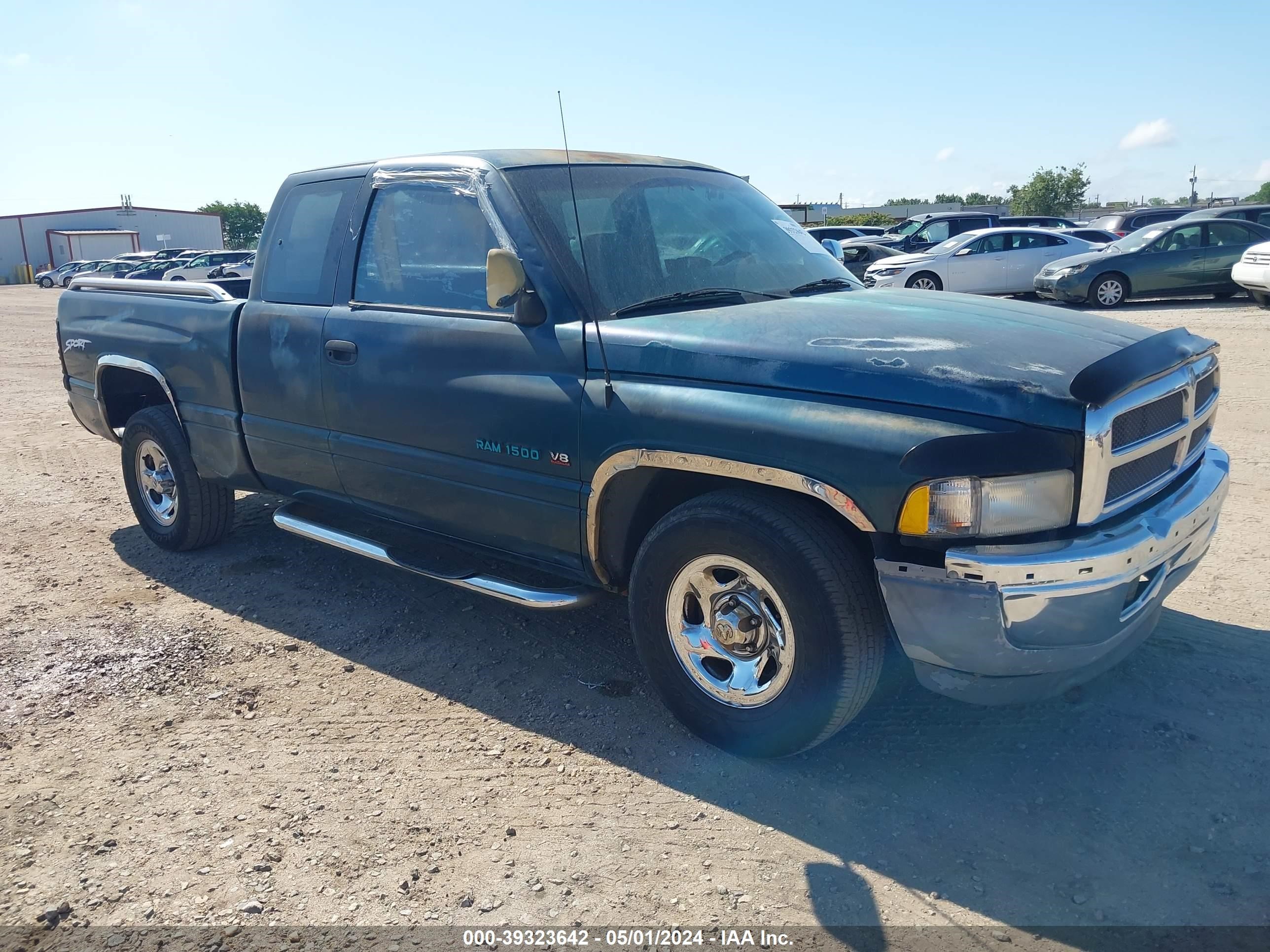 DODGE RAM 1996 3b7hc13z9tg161179