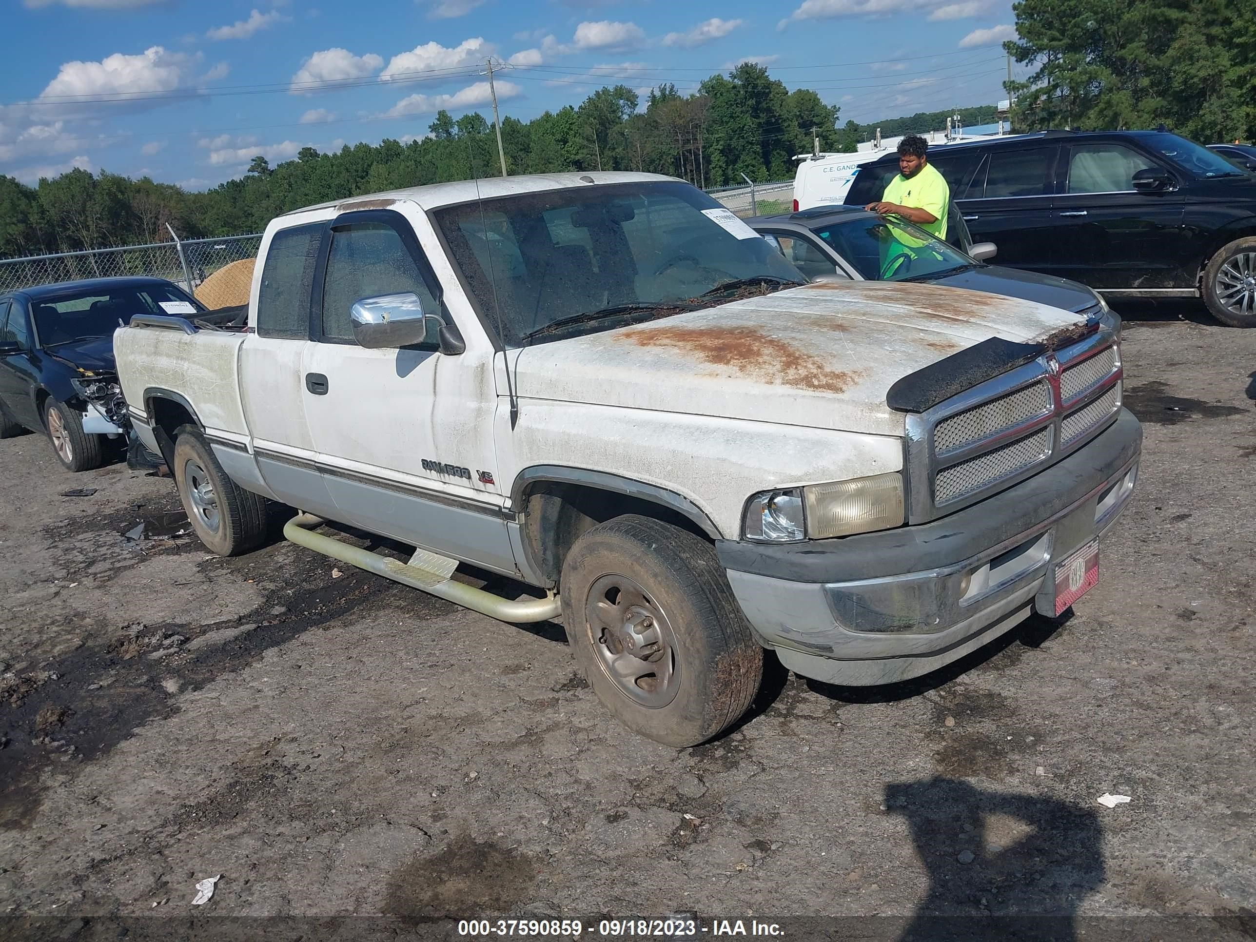 DODGE RAM 1996 3b7hc13z9tm194801