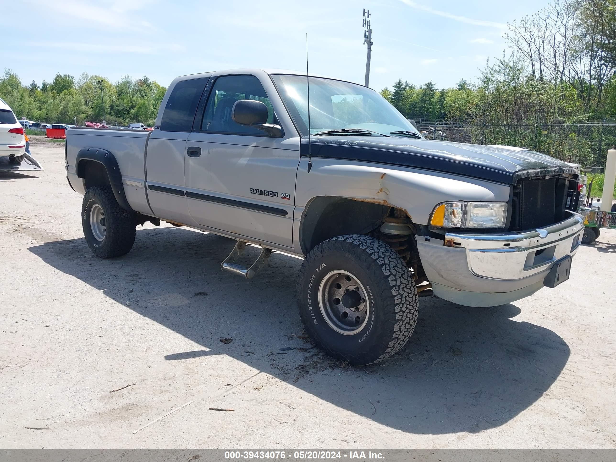 DODGE RAM 1998 3b7hf12z4wm227751