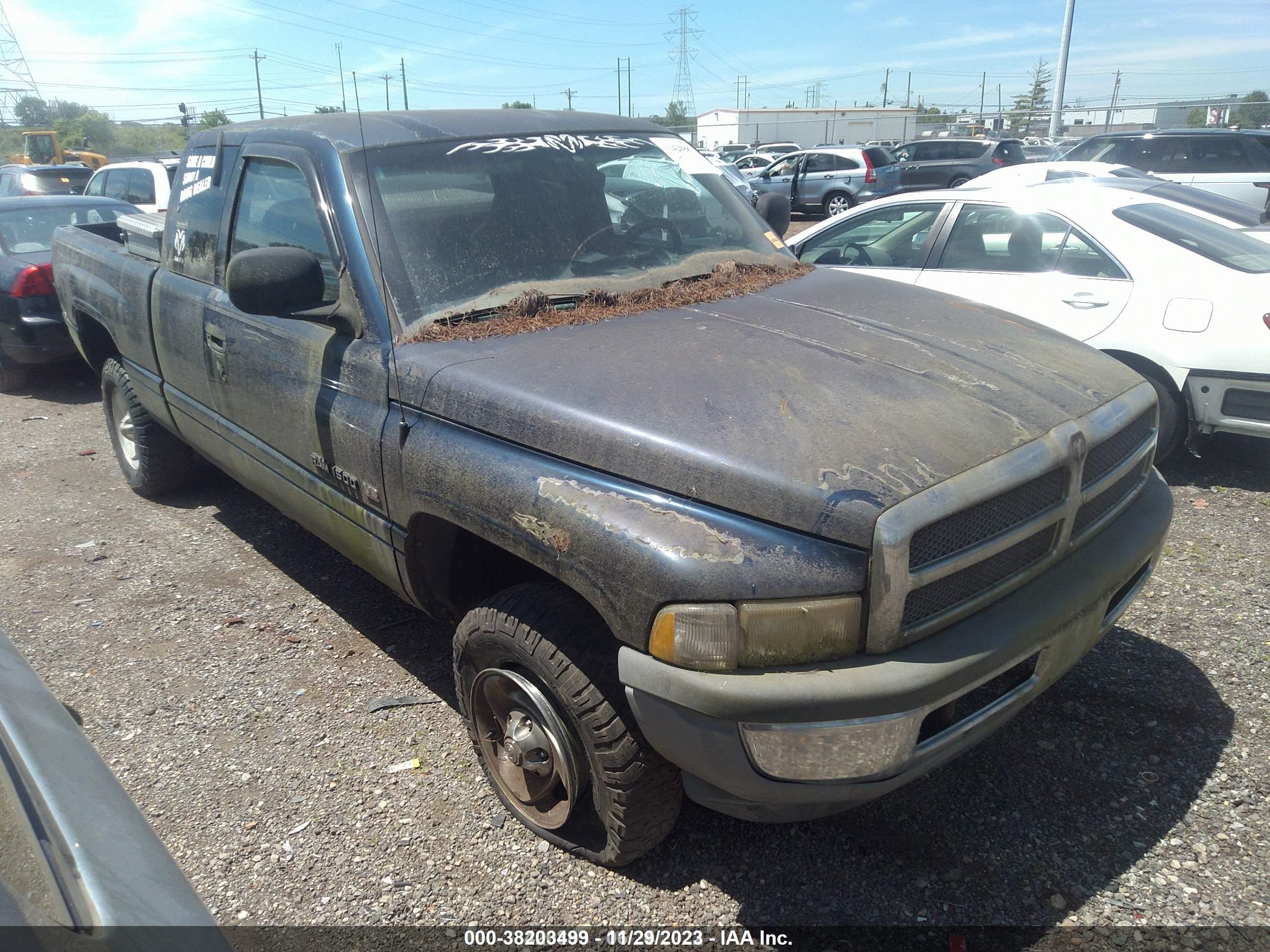 DODGE RAM 2000 3b7hf12z7yg131422