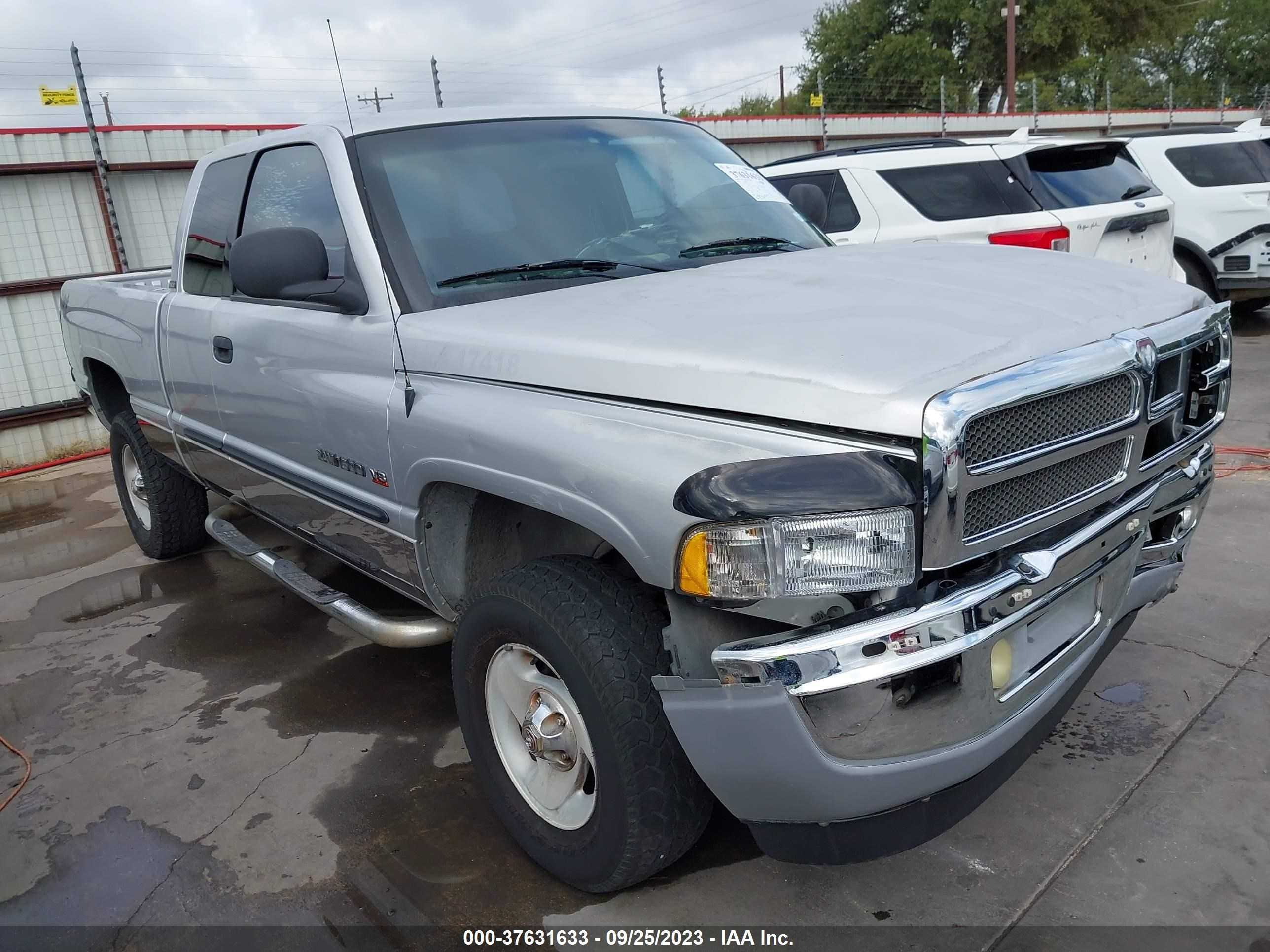 DODGE RAM 2001 3b7hf13y81m515173