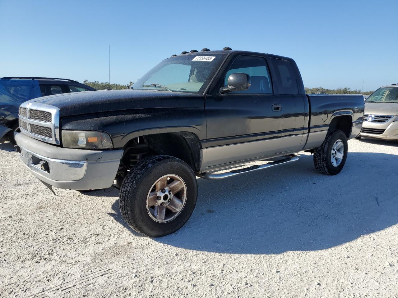 DODGE RAM 1999 3b7hf13y9xg236662