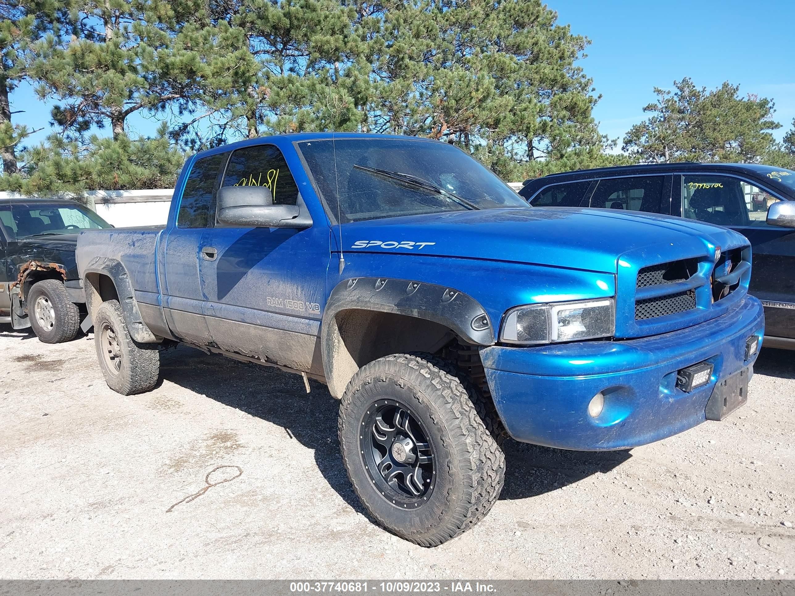 DODGE RAM 2000 3b7hf13yxyg128441