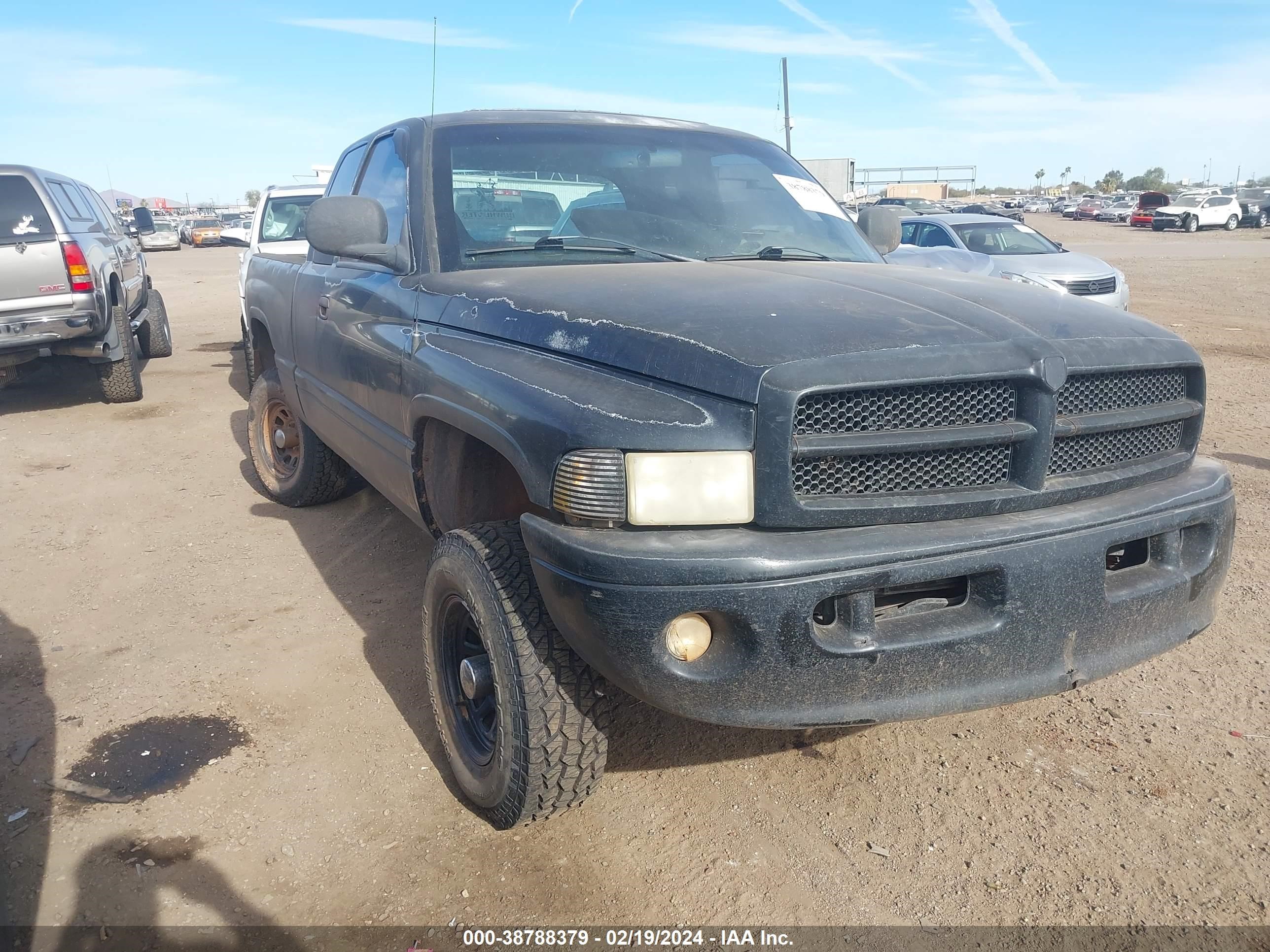 DODGE RAM 1999 3b7hf13z0xg193760