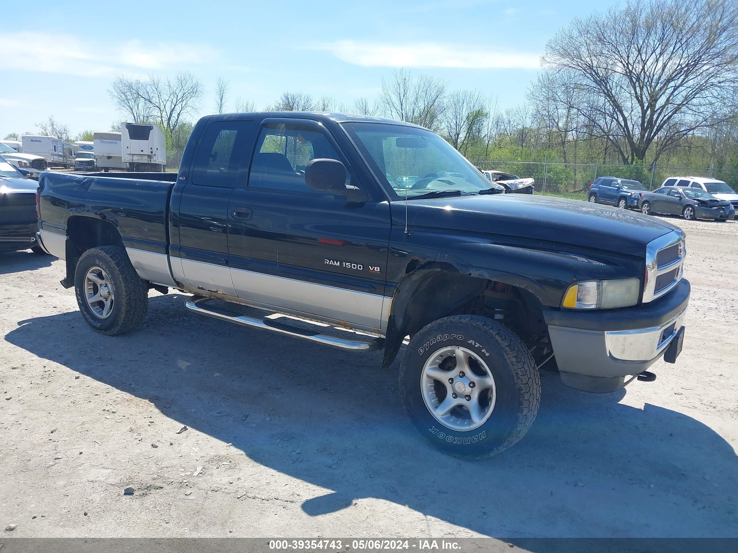 DODGE RAM 2001 3b7hf13z11g777303