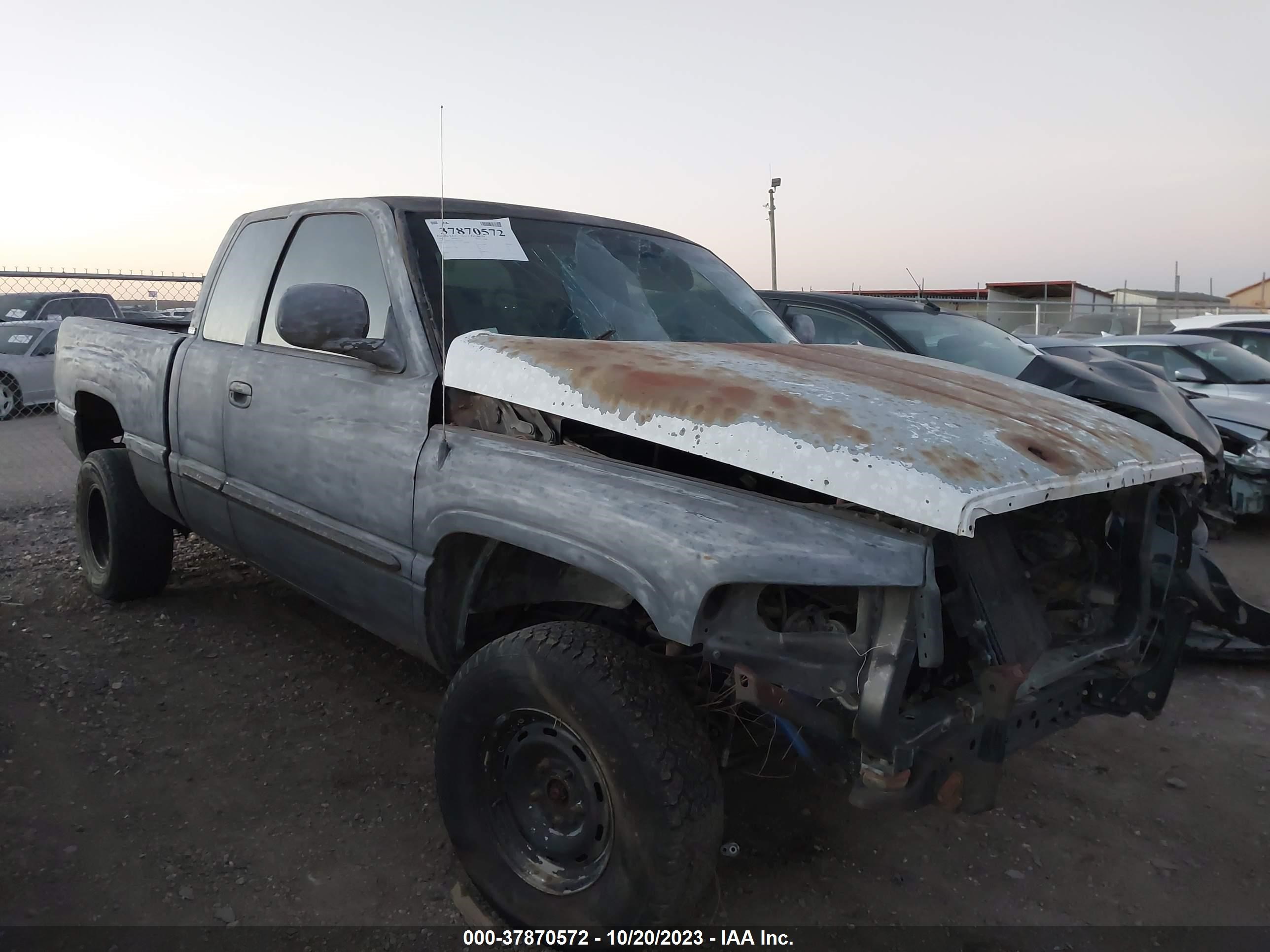 DODGE RAM 2001 3b7hf13z11m571299