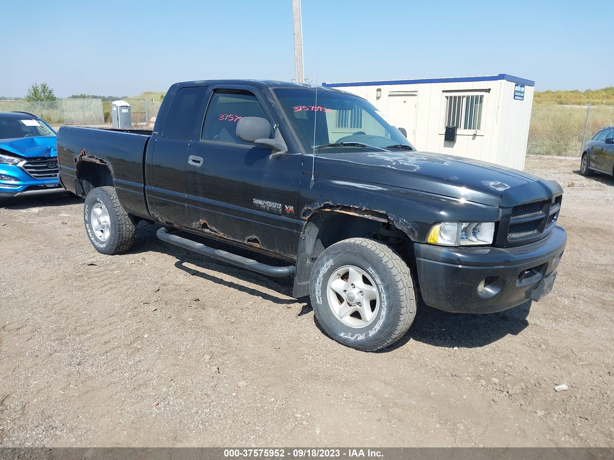 DODGE RAM 2001 3b7hf13z21g776192