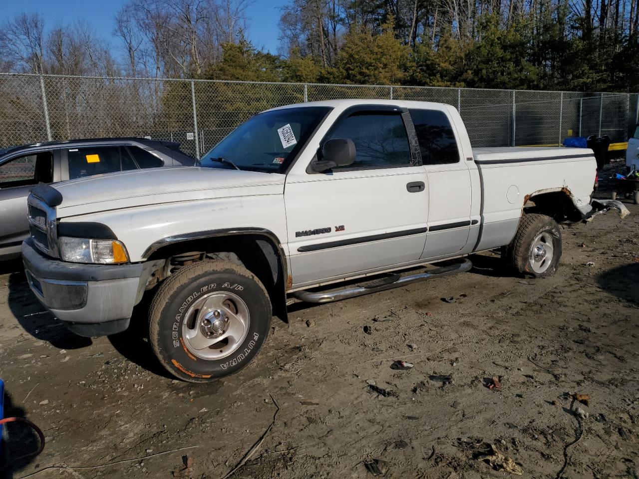 DODGE RAM 2000 3b7hf13z5ym209020