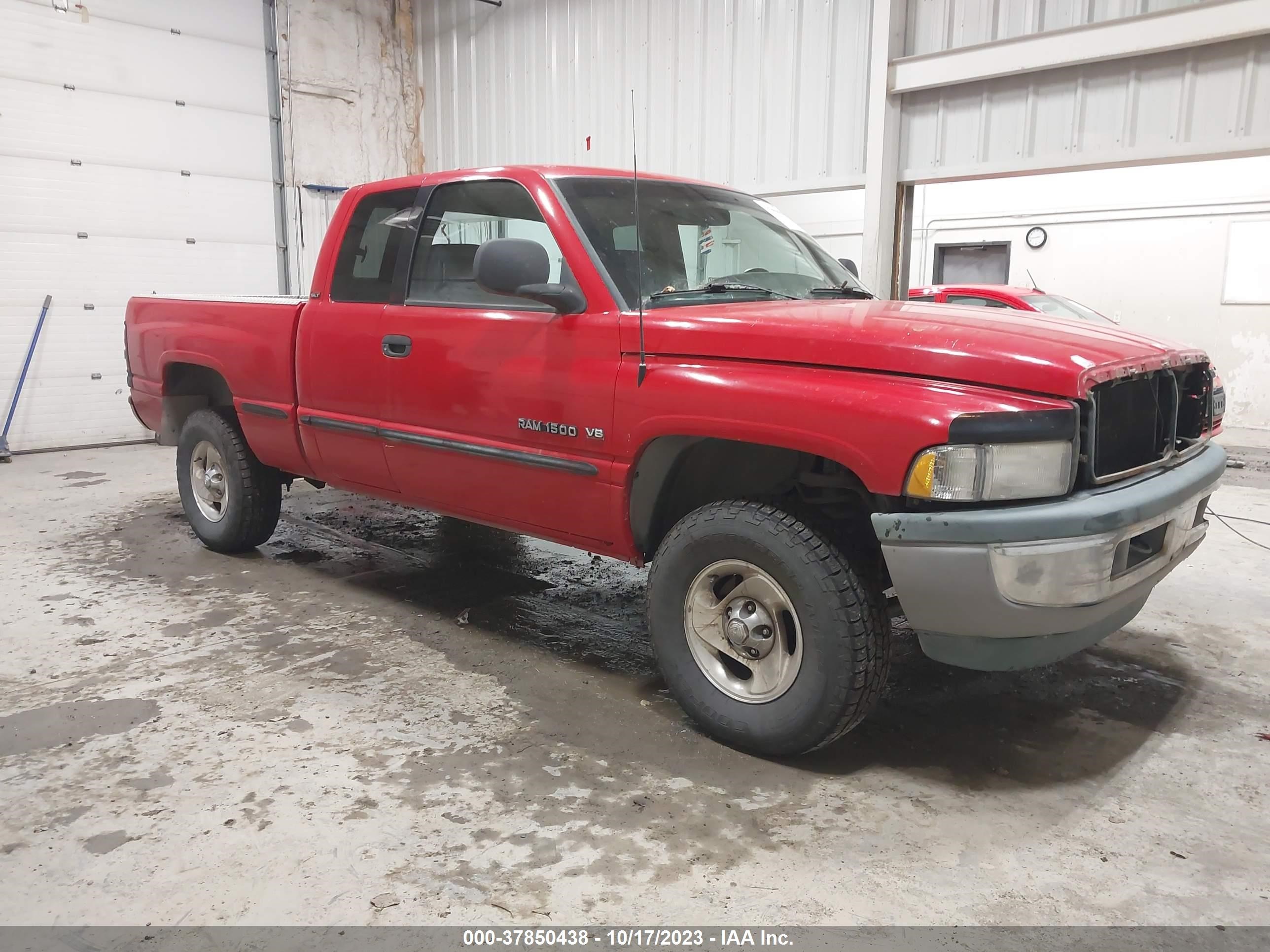 DODGE RAM 1998 3b7hf13z8wg229225