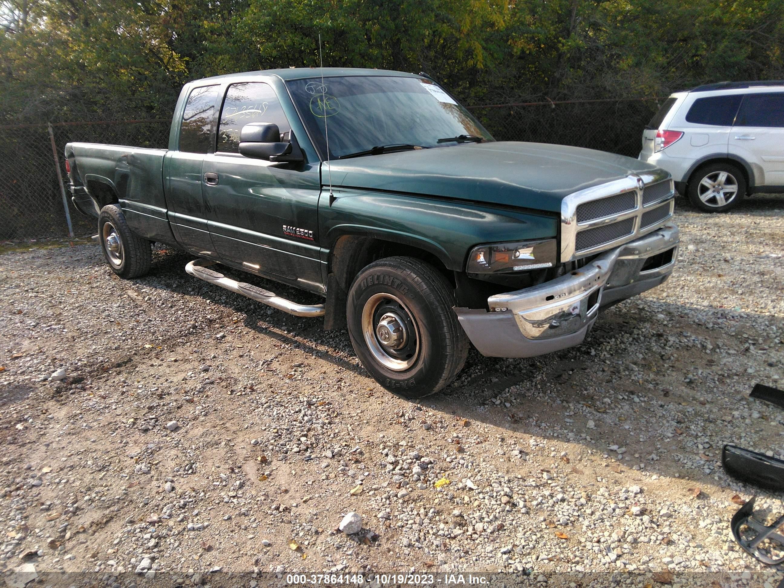 DODGE RAM 2002 3b7kc23642m302290