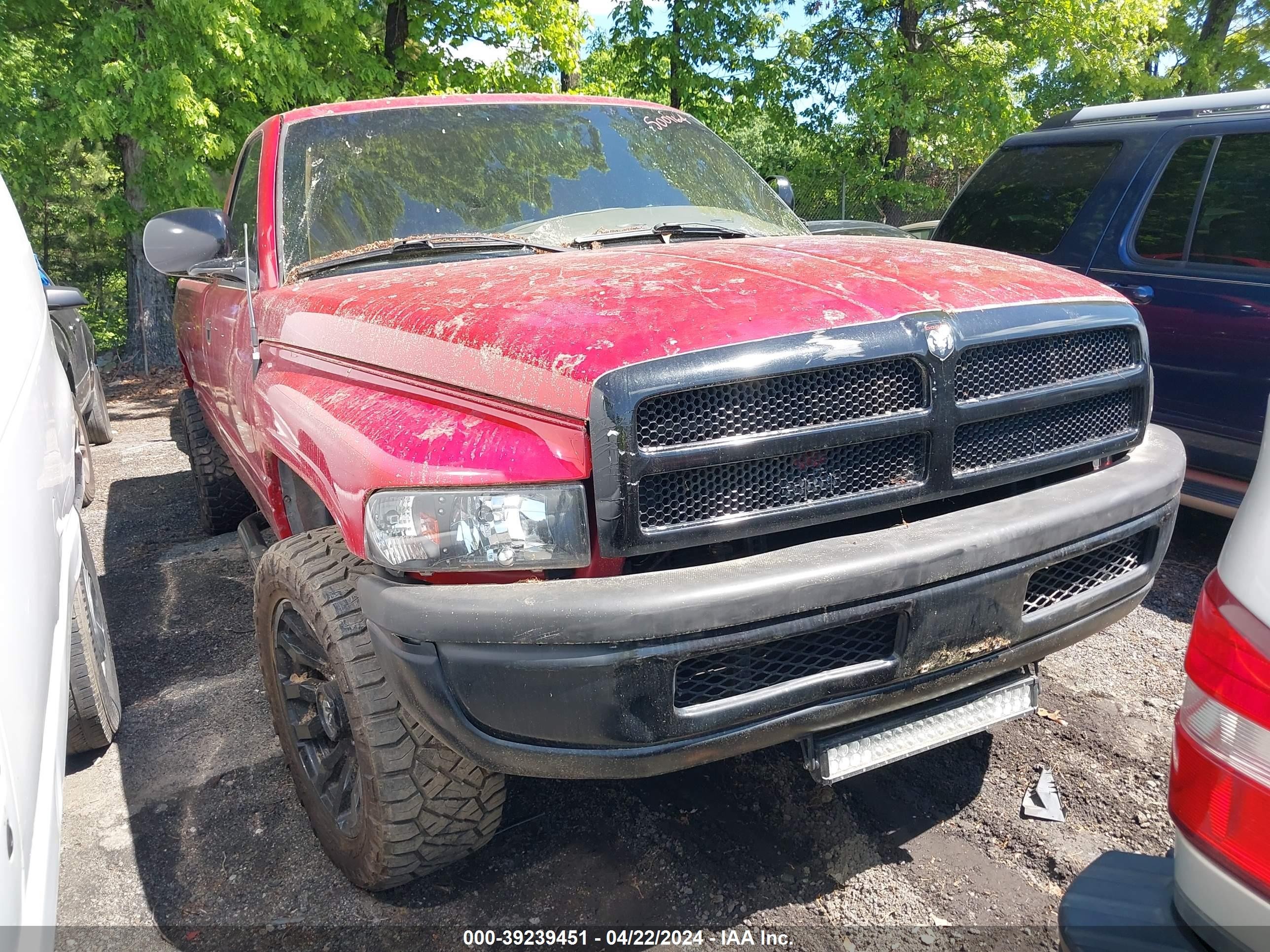 DODGE RAM 2001 3b7kc26z81m500164