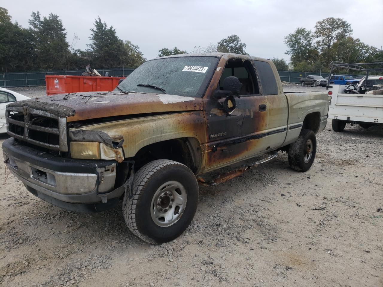 DODGE RAM 1999 3b7kf2360xg159223