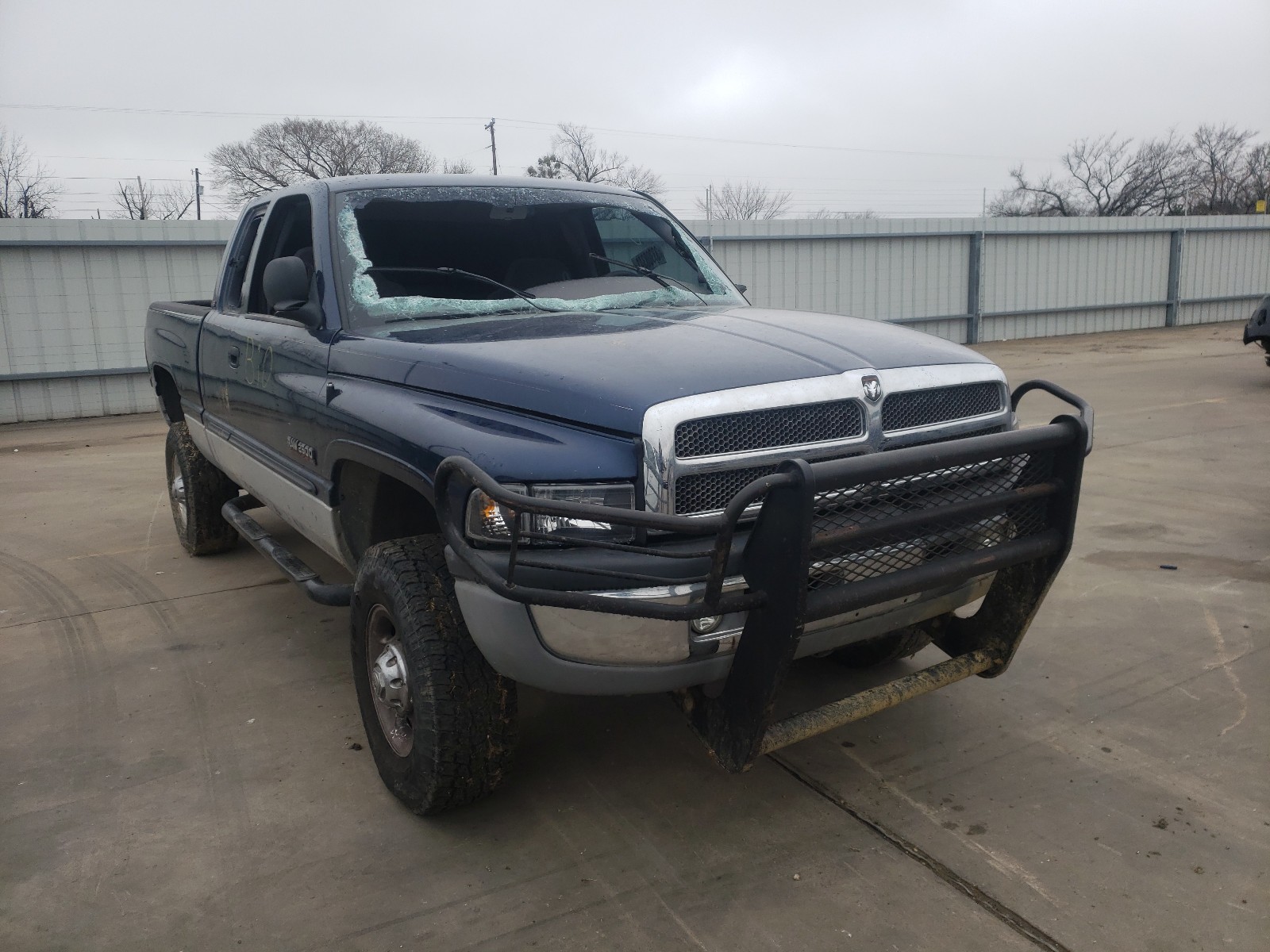 DODGE RAM 2500 2001 3b7kf23681g734272