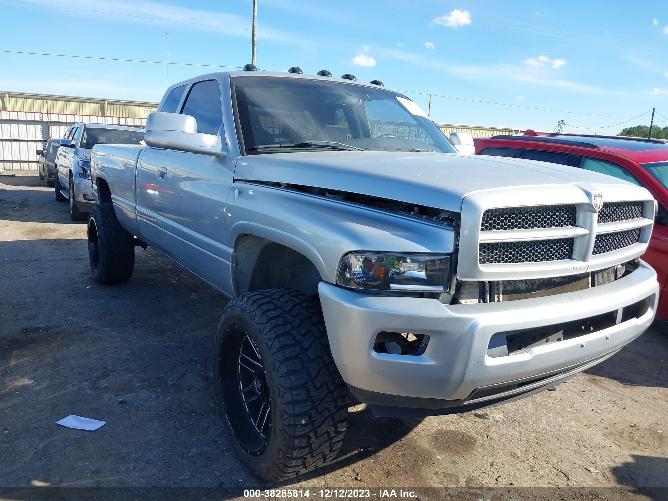 DODGE RAM 2001 3b7kf236x1g789824