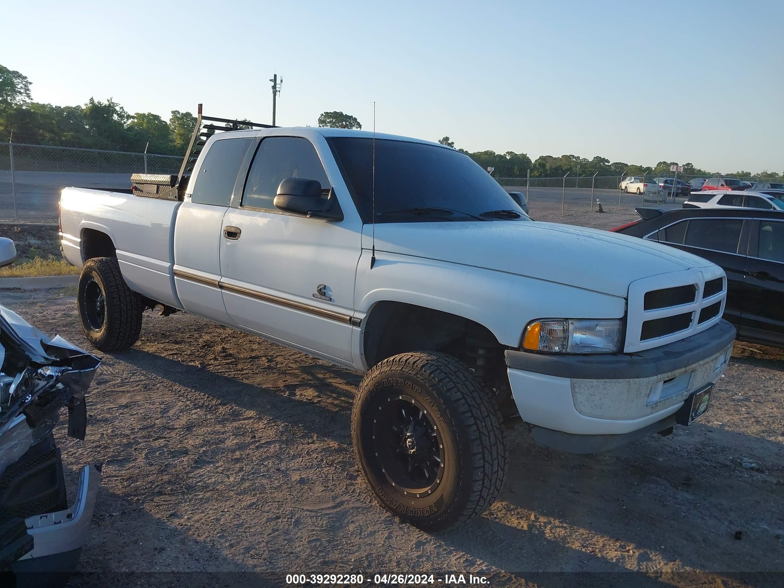 DODGE RAM 1996 3b7kf23c8tm108540