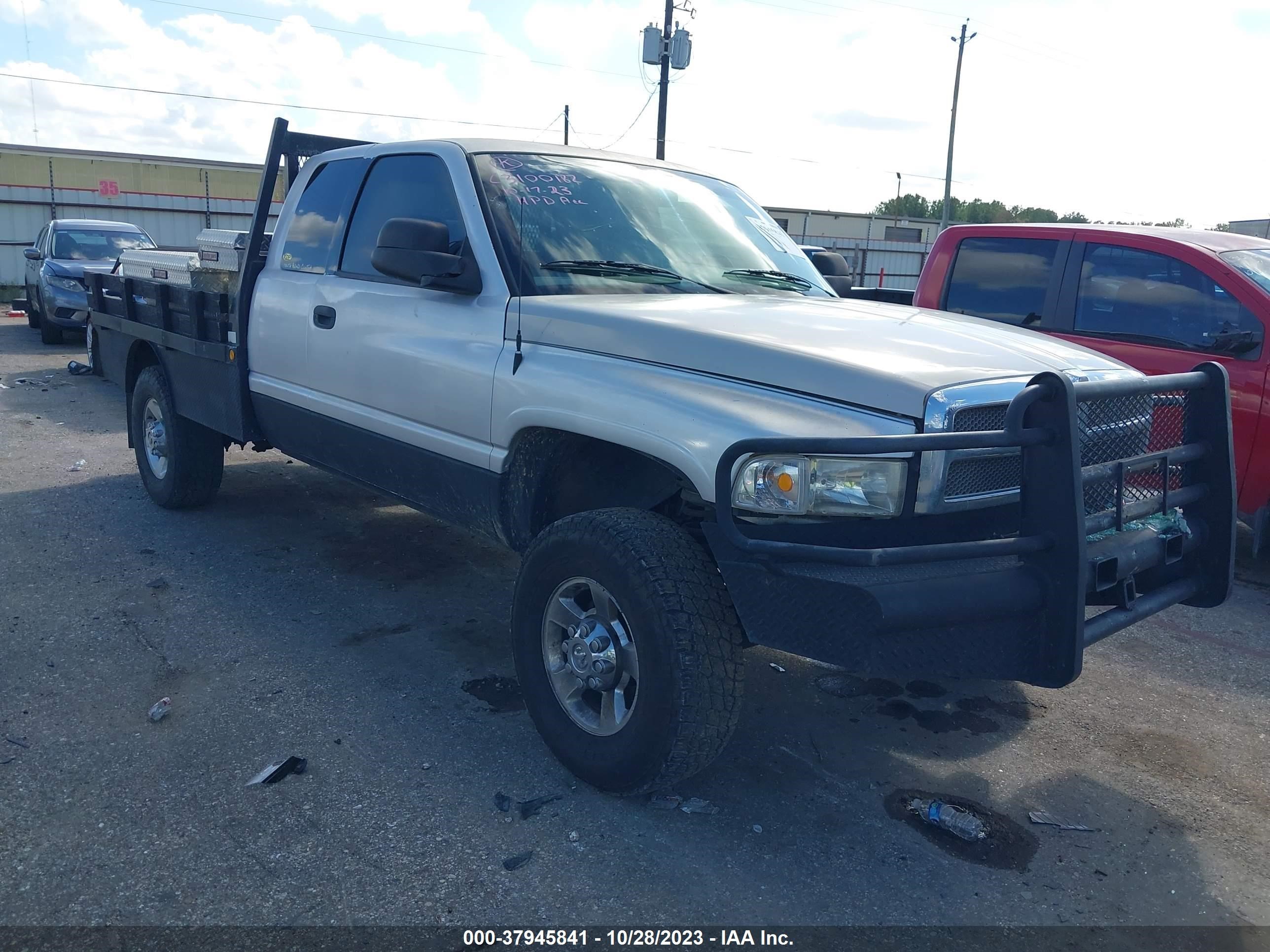 DODGE RAM 2002 3b7kf23cx2m216544