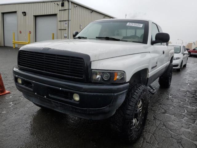 DODGE RAM 2500 1999 3b7kf23w8xg167473