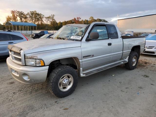 DODGE RAM 2500 2002 3b7kf23z22m213397