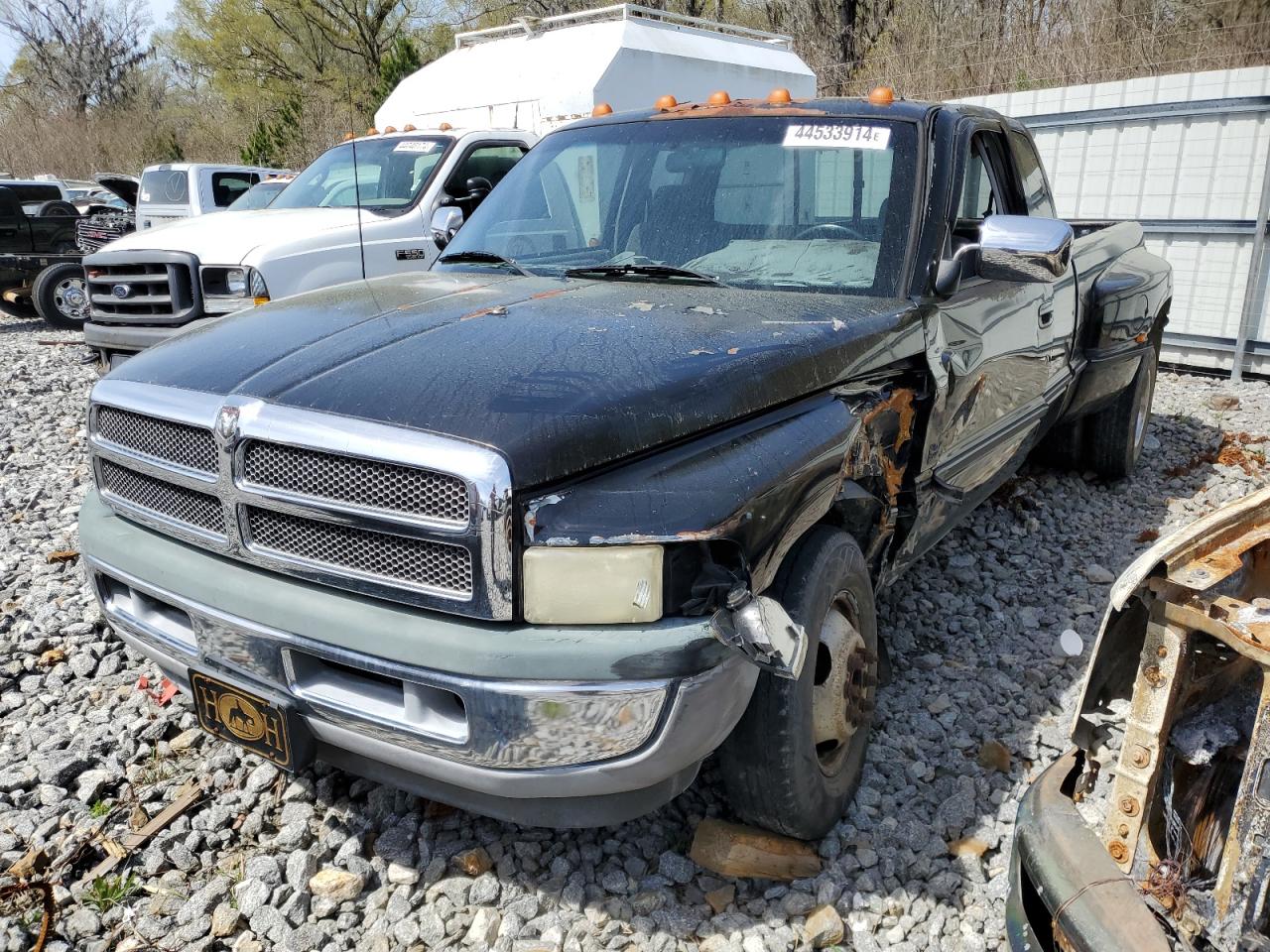 DODGE RAM 3500 1996 3b7mc33c1tm195818