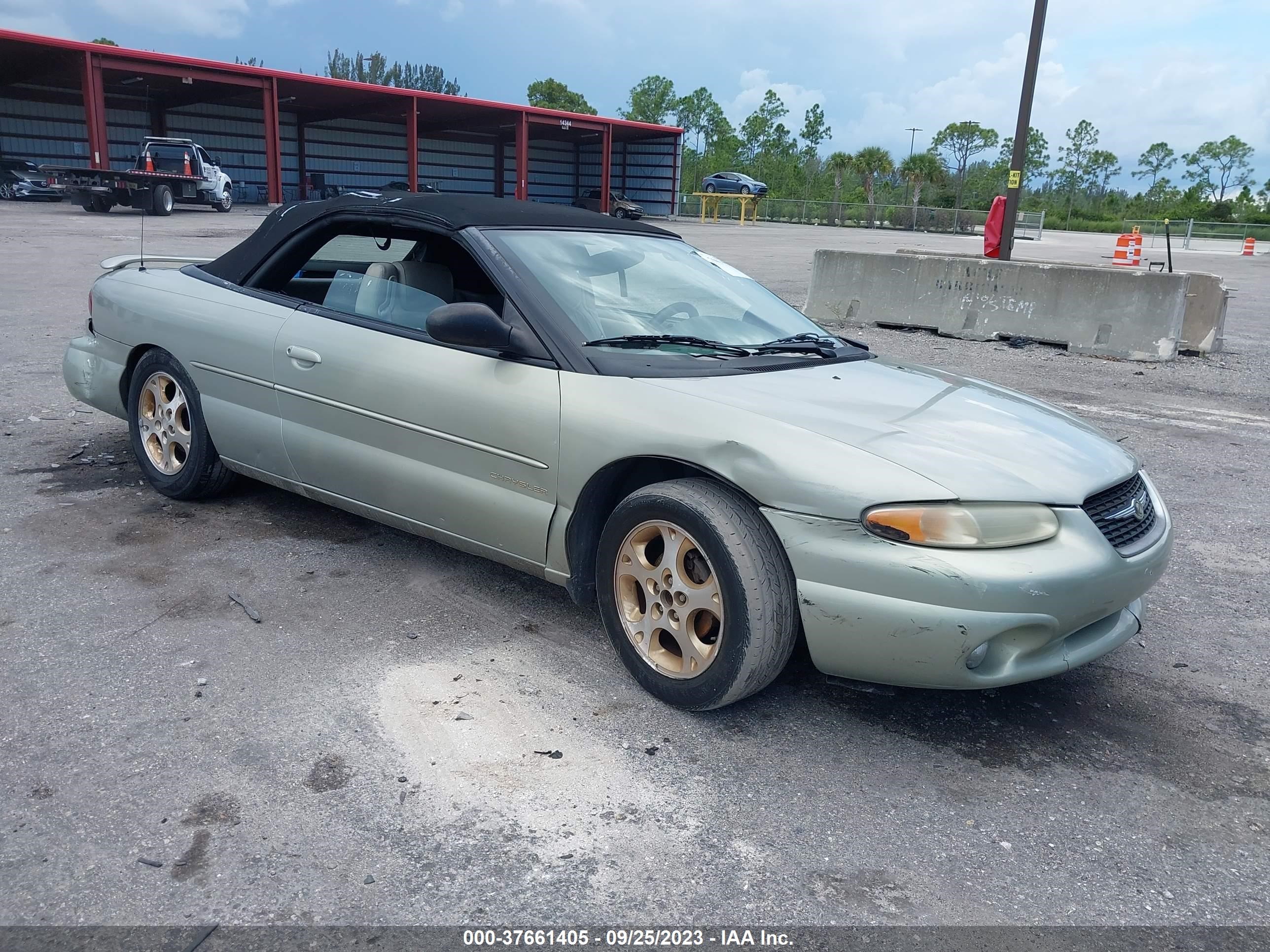 CHRYSLER SEBRING 1999 3c3el55h5xt539644