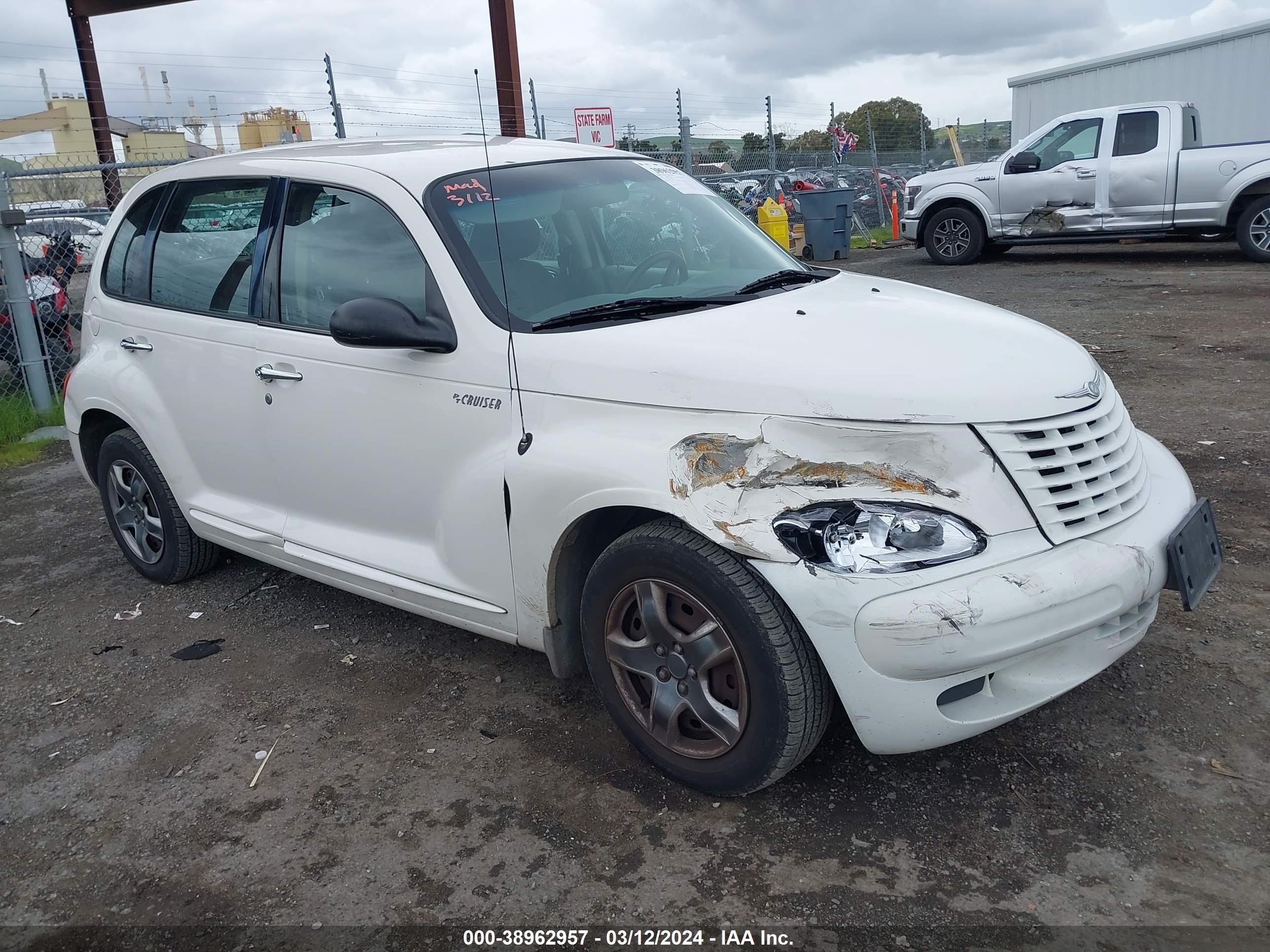 CHRYSLER PT CRUISER 2002 3c4fy48b22t377919