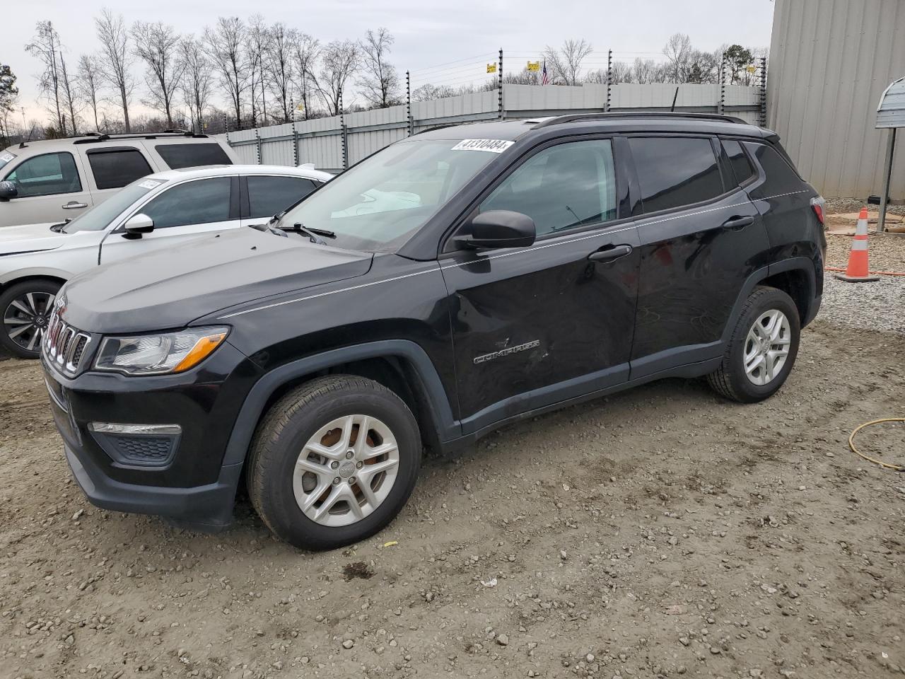 JEEP COMPASS 2018 3c4njcab1jt368132