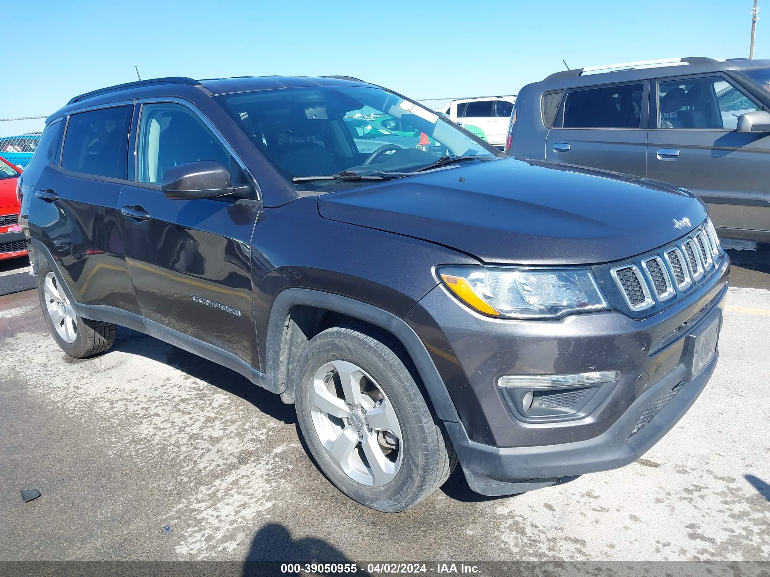 JEEP COMPASS 2019 3c4njcbb0kt743427