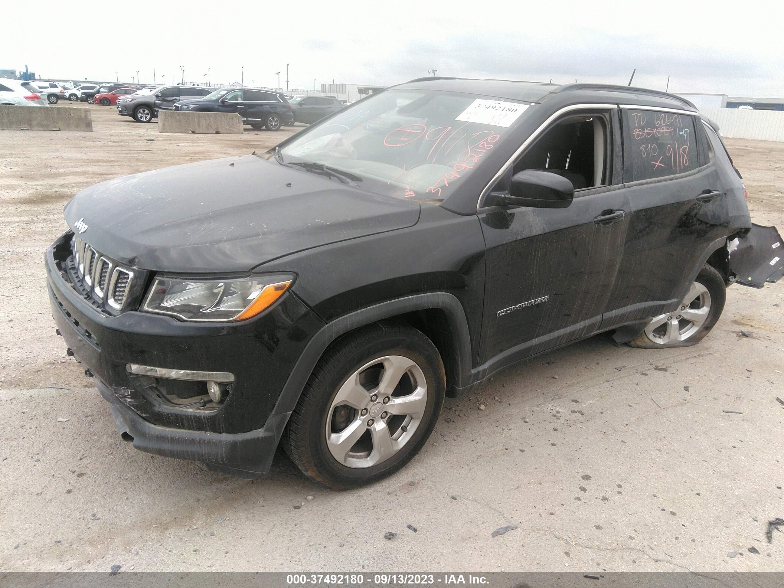 JEEP COMPASS 2018 3c4njcbb1jt137472