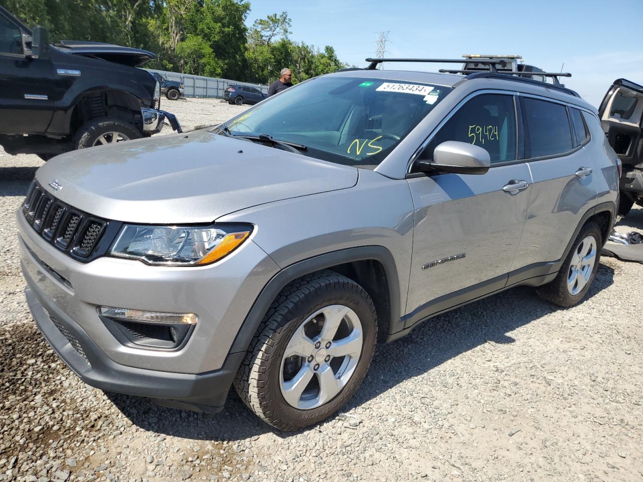 JEEP COMPASS 2018 3c4njcbb4jt181742