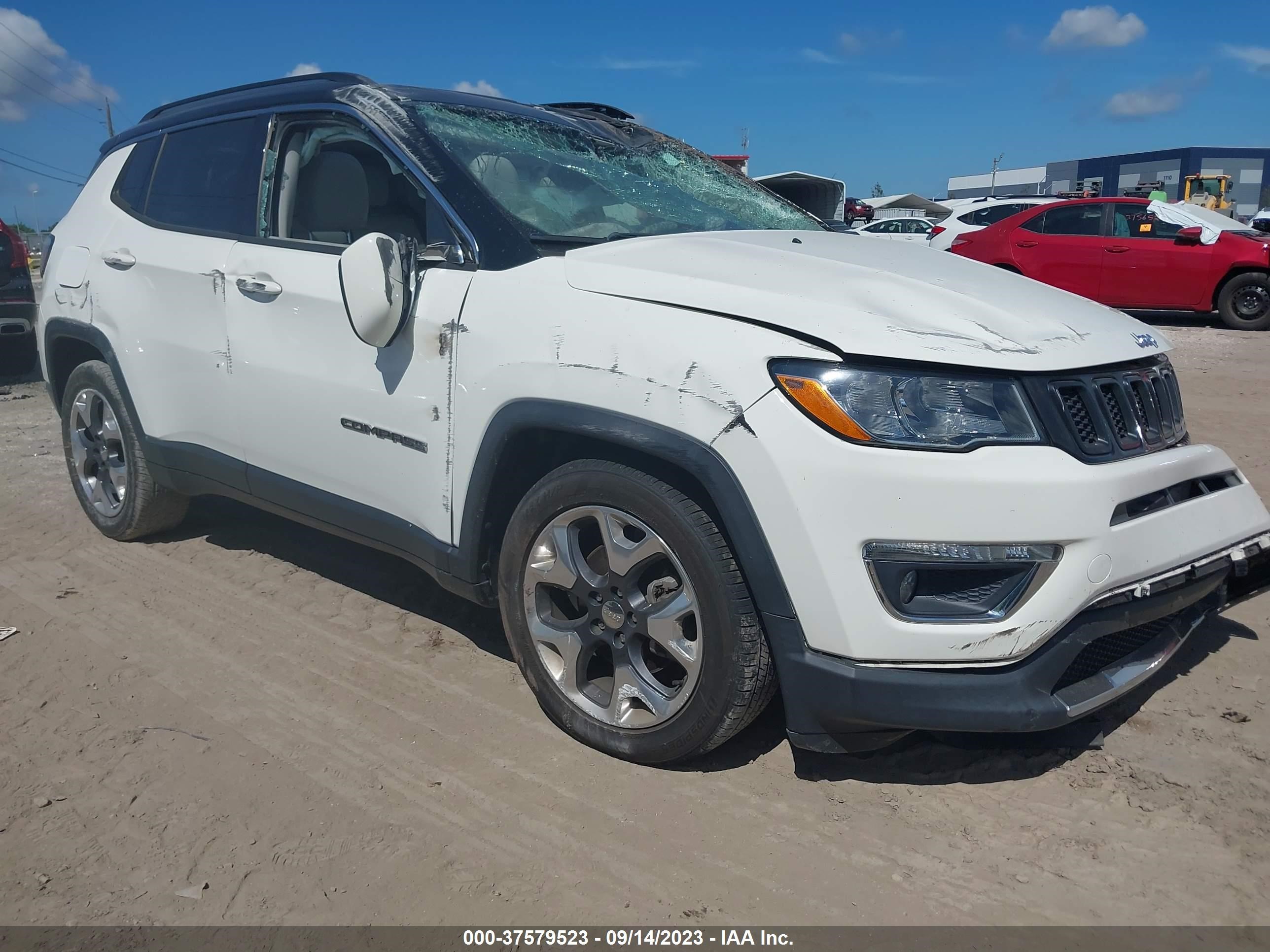 JEEP COMPASS 2018 3c4njccb8jt425438