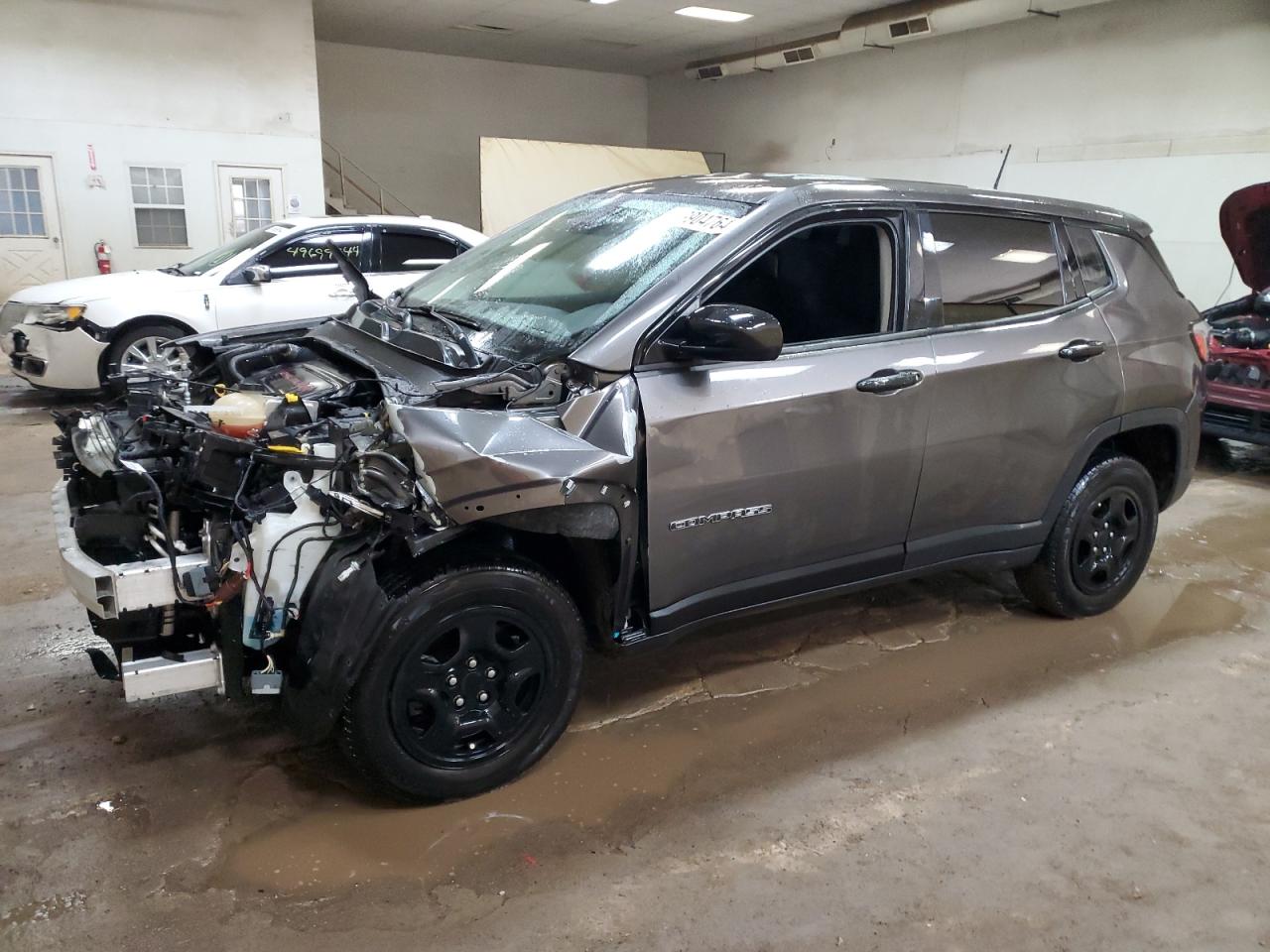 JEEP COMPASS 2018 3c4njdab1jt321091