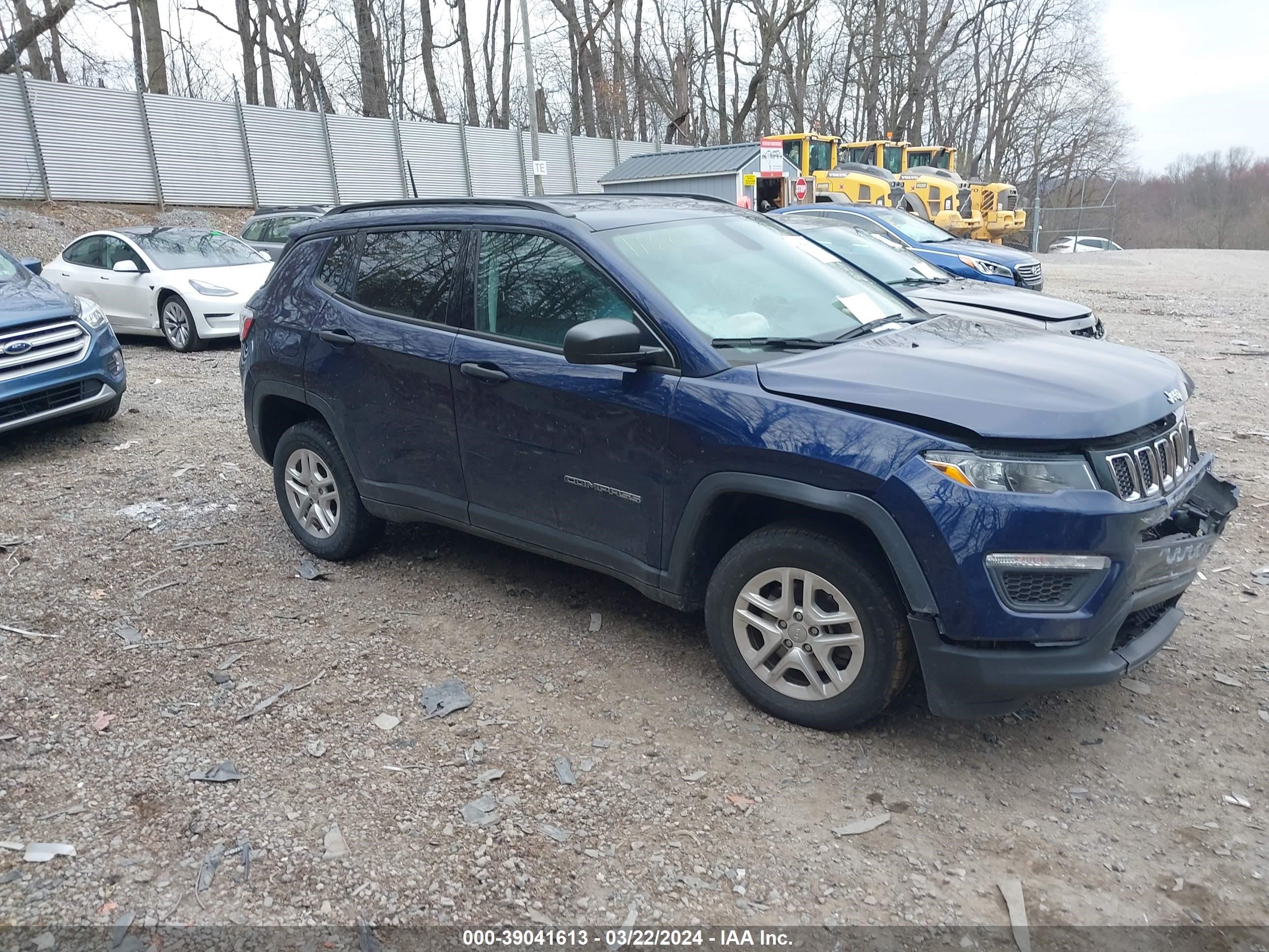 JEEP COMPASS 2018 3c4njdab4jt481160