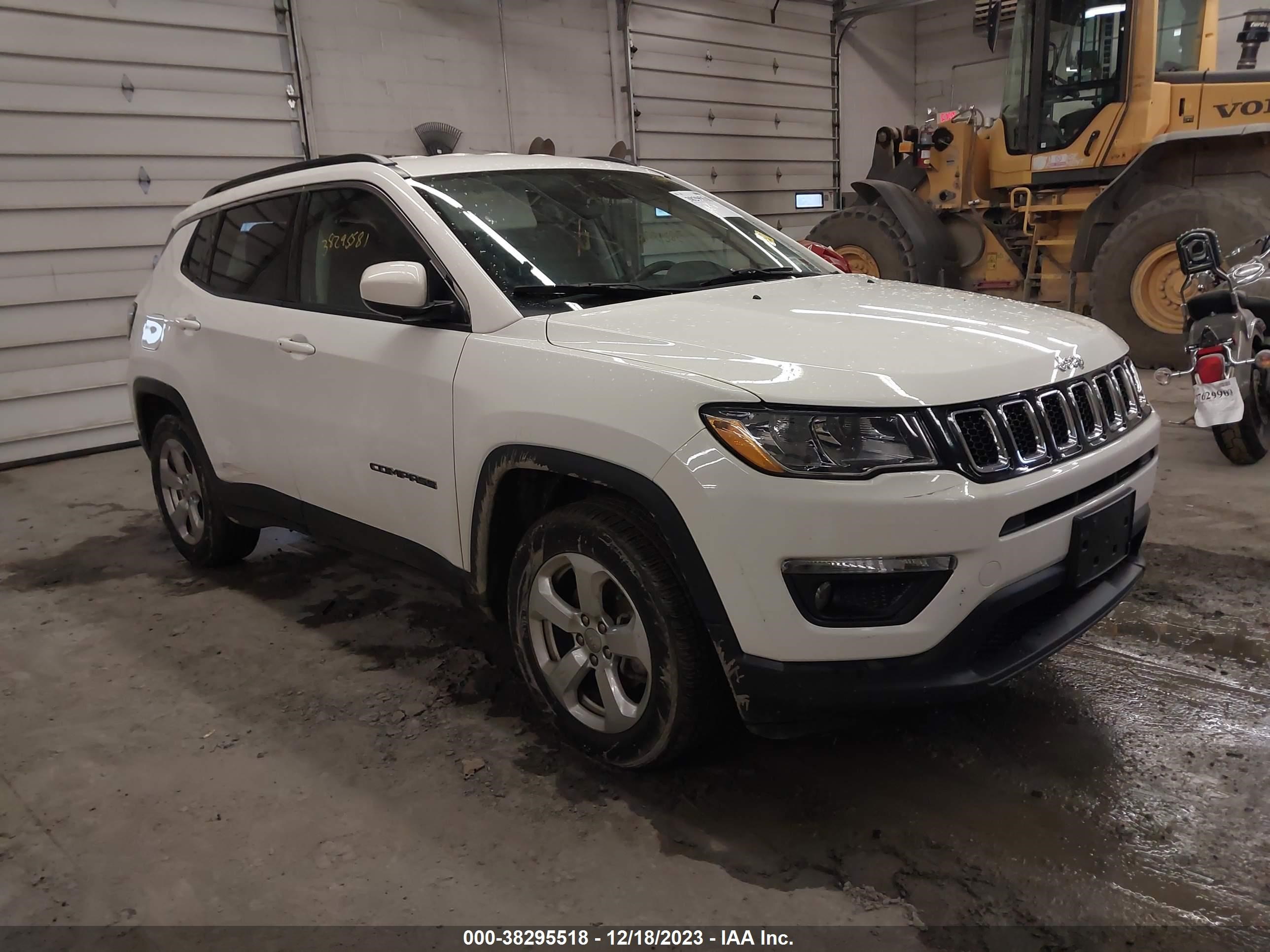 JEEP COMPASS 2019 3c4njdbb0kt657072