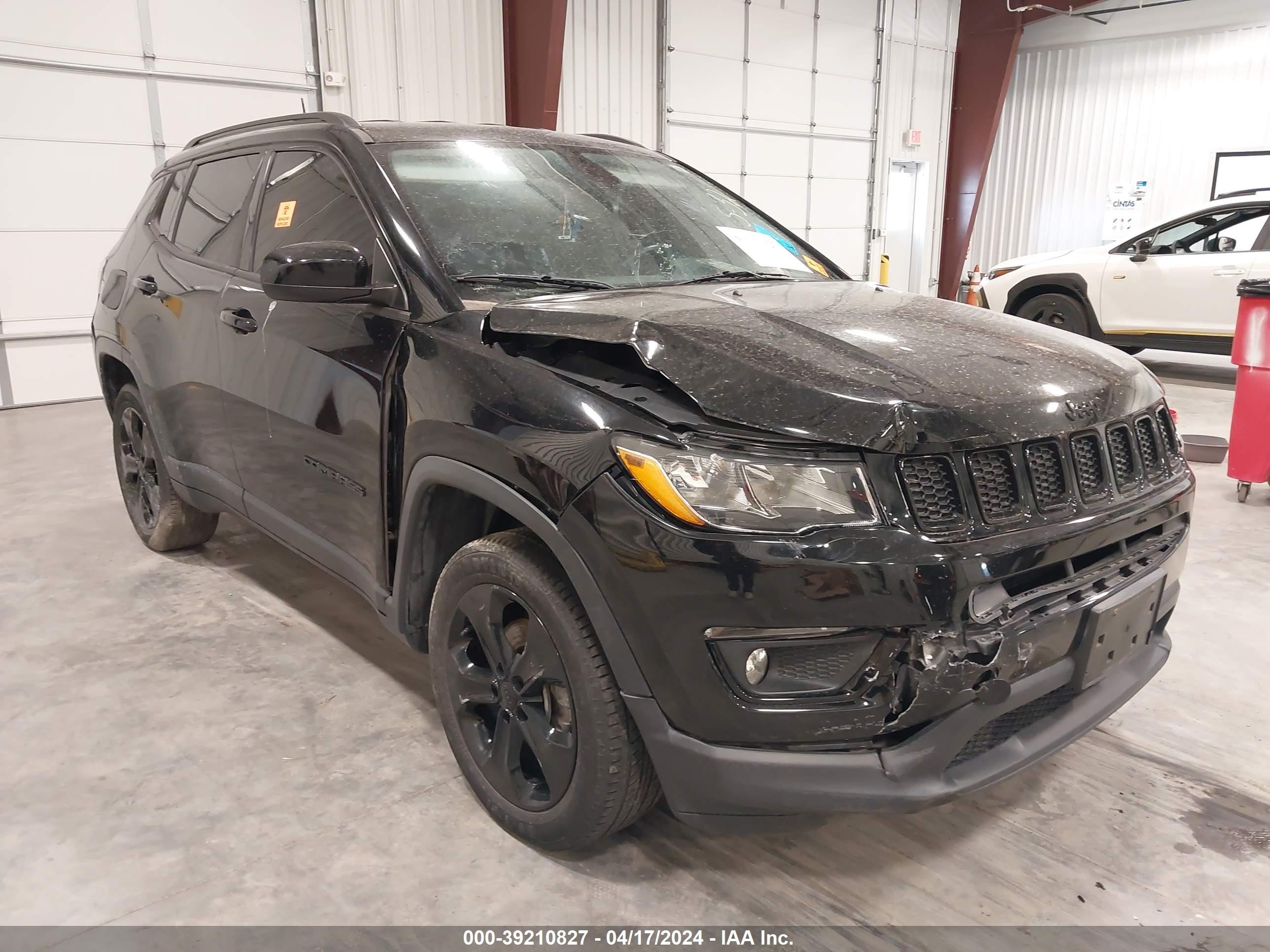 JEEP COMPASS 2018 3c4njdbb1jt394749