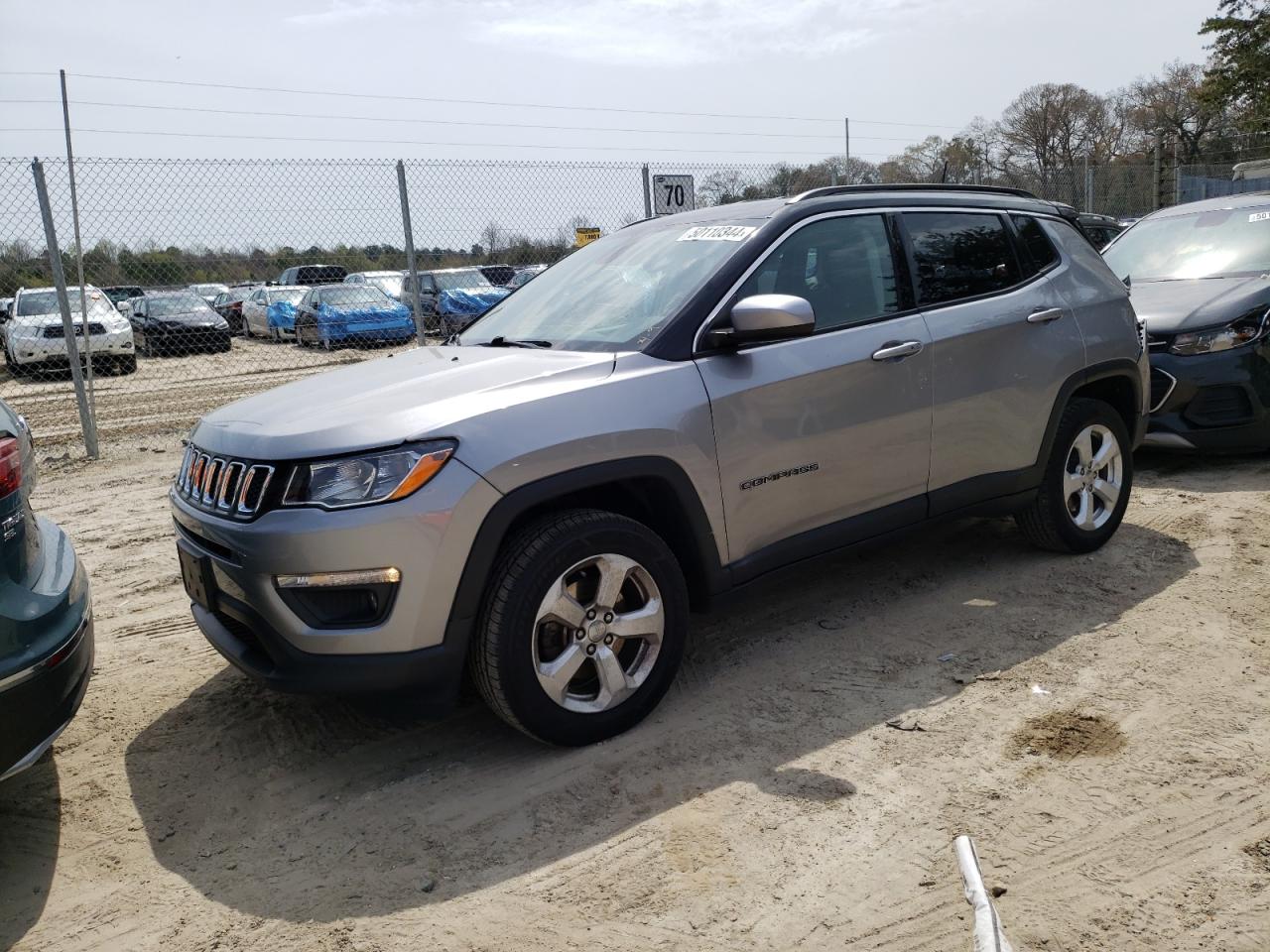 JEEP COMPASS 2018 3c4njdbb4jt115777