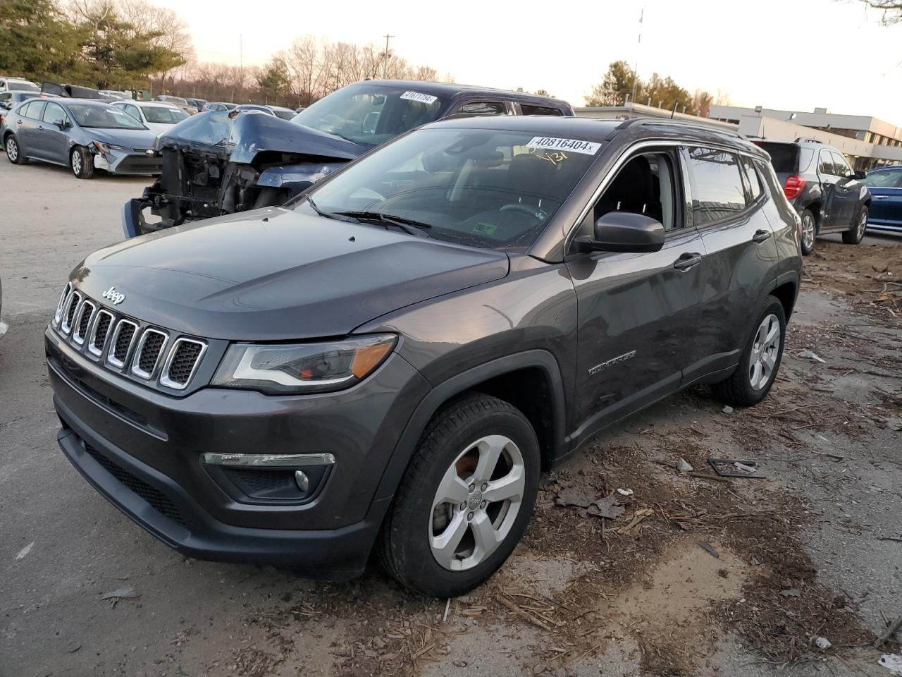 JEEP COMPASS 2018 3c4njdbb4jt393093